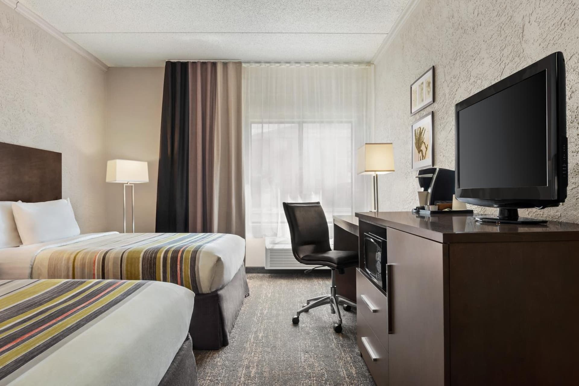 Country Inn & Suites by Radisson, Mt Pleasant-Racine West, WI gallery photo in Sturtevant, WI — image 72