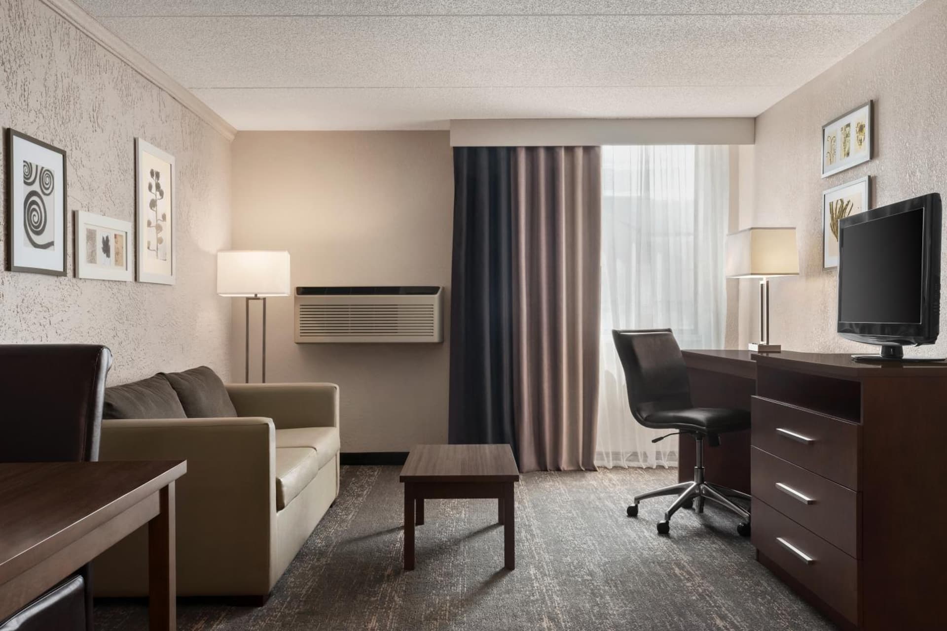 Country Inn & Suites by Radisson, Mt Pleasant-Racine West, WI gallery photo in Sturtevant, WI — image 90