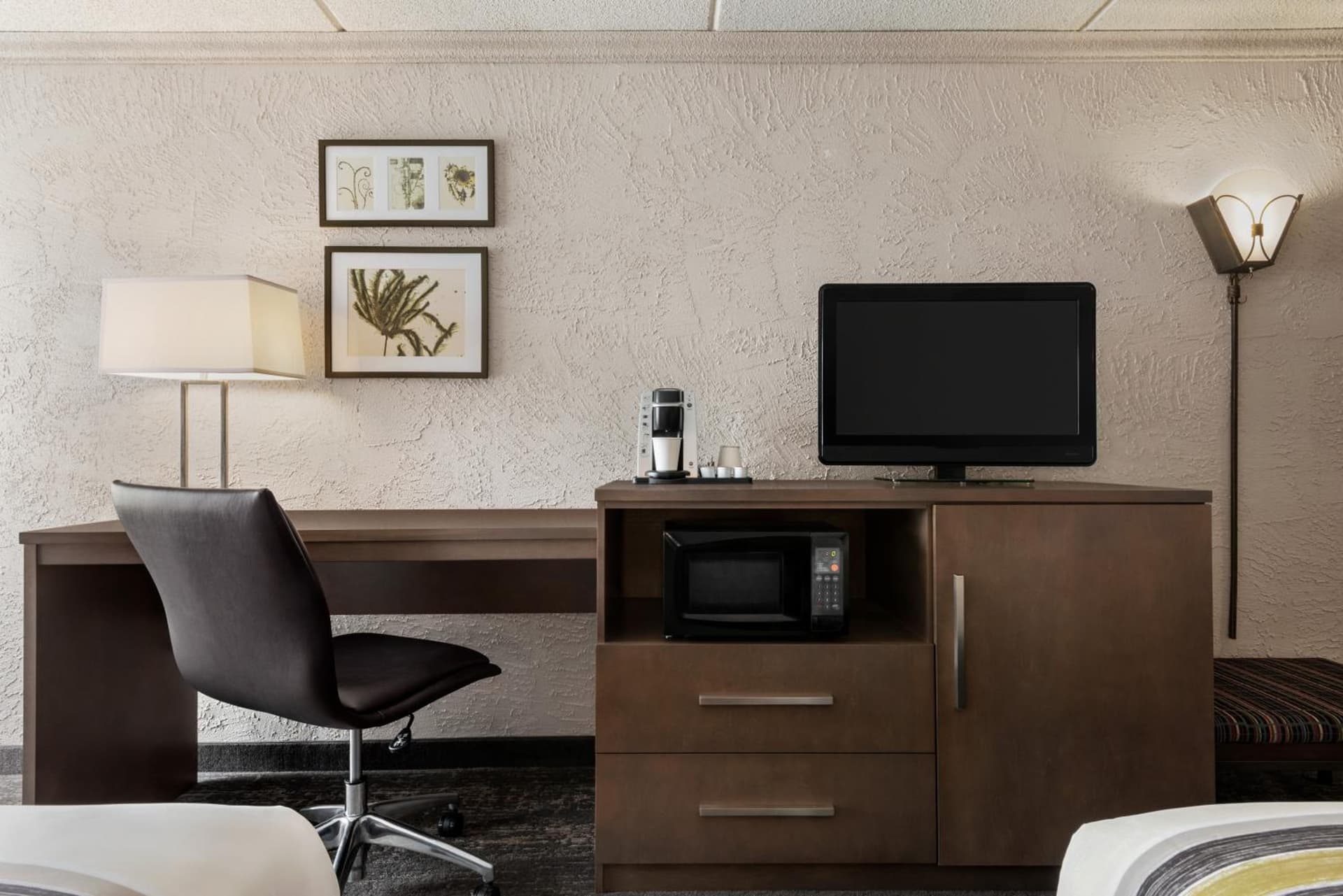Country Inn & Suites by Radisson, Mt Pleasant-Racine West, WI gallery photo in Sturtevant, WI — image 22
