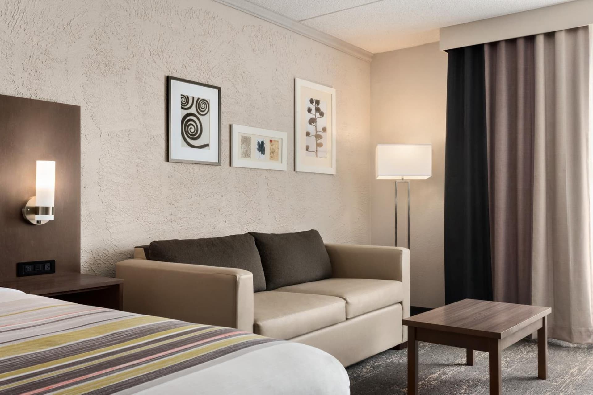 Country Inn & Suites by Radisson, Mt Pleasant-Racine West, WI gallery photo in Sturtevant, WI — image 43