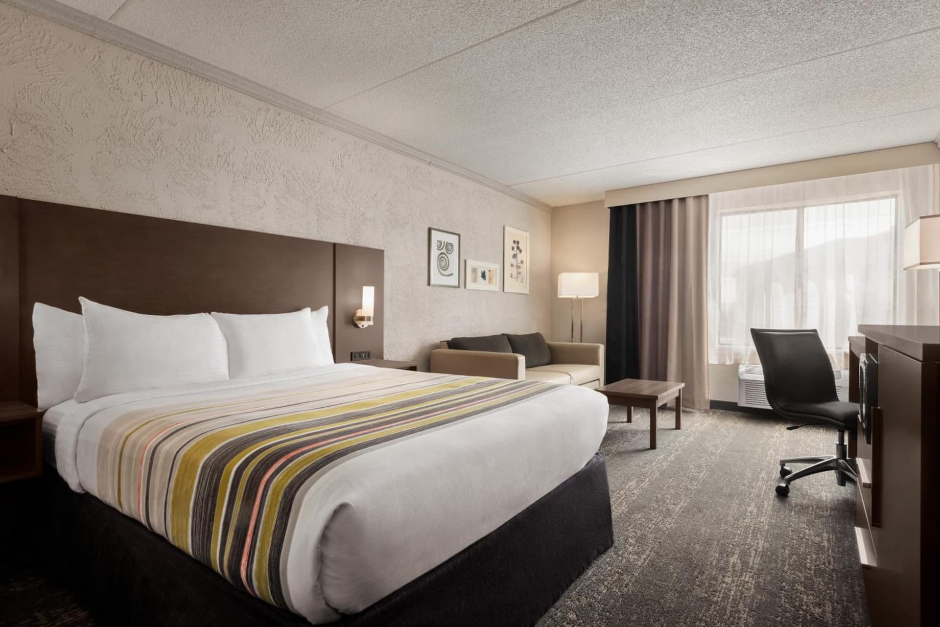 Country Inn & Suites by Radisson, Mt Pleasant-Racine West, WI gallery photo in Sturtevant, WI — image 66