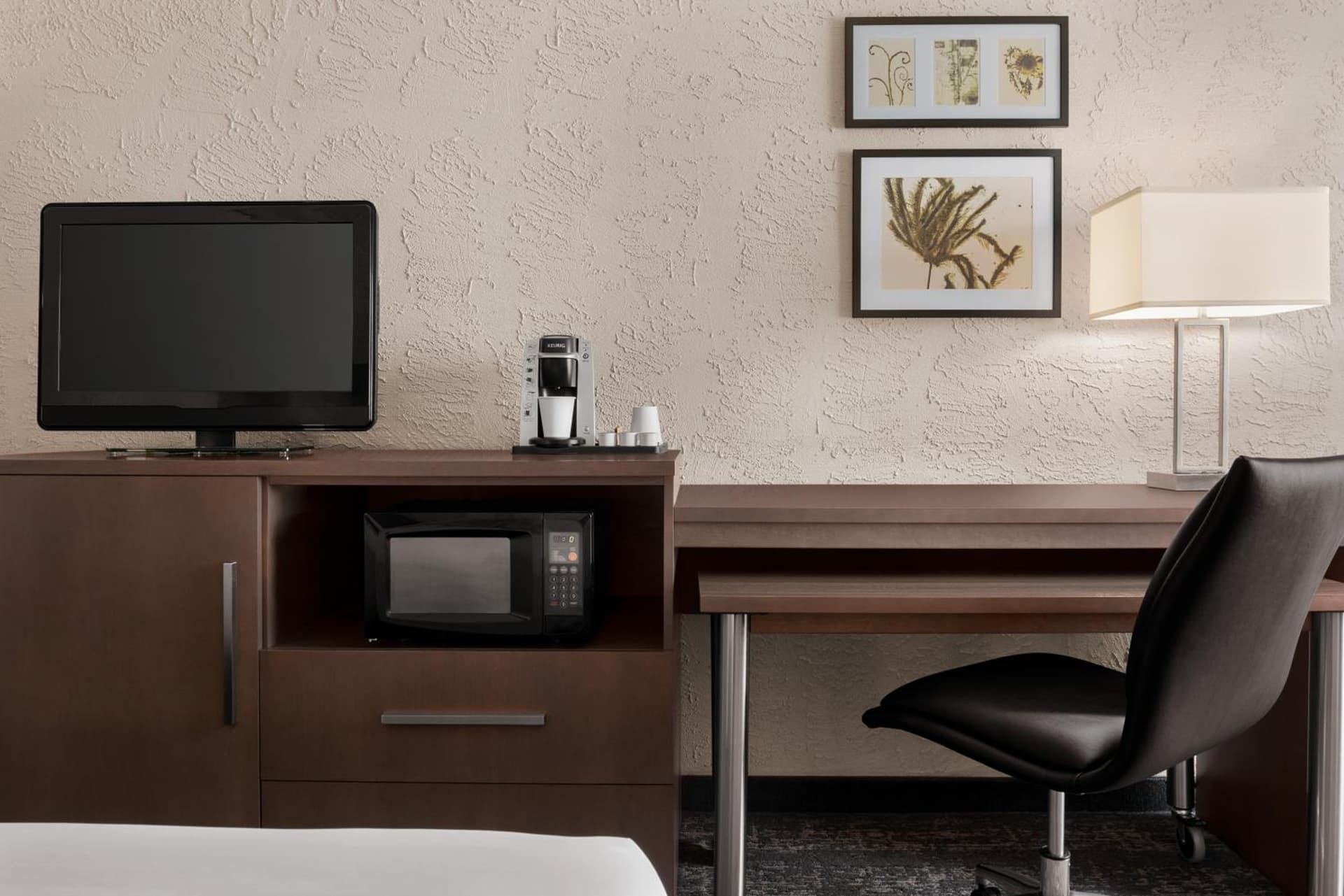 Country Inn & Suites by Radisson, Mt Pleasant-Racine West, WI gallery photo in Sturtevant, WI — image 25