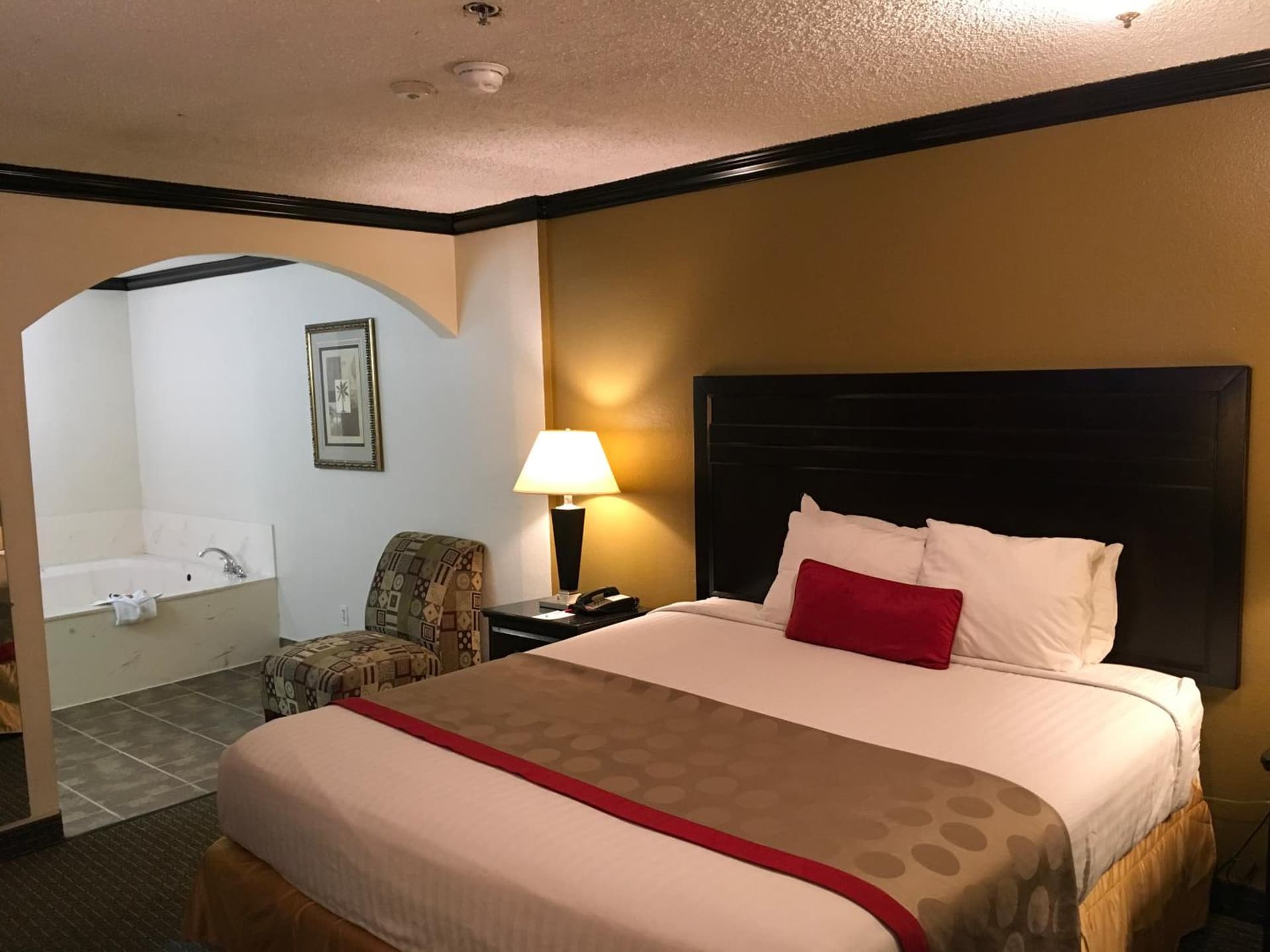Ramada by Wyndham Ontario Airport & Convention Center gallery photo in Ontario, CA — image 7
