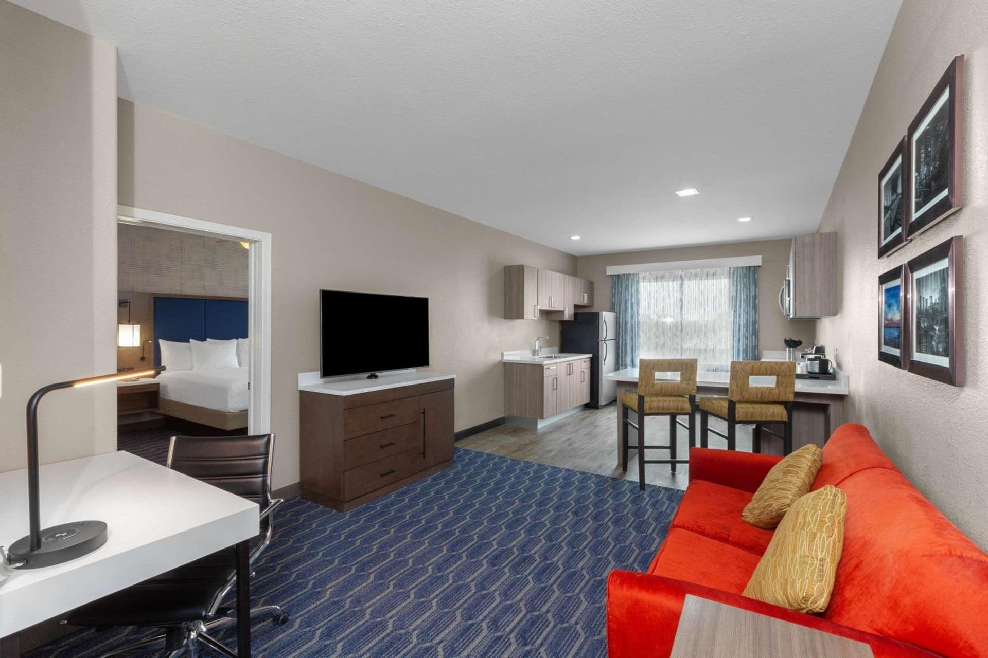 La Quinta by Wyndham Houston Channelview gallery photo in Houston, TX — image 25