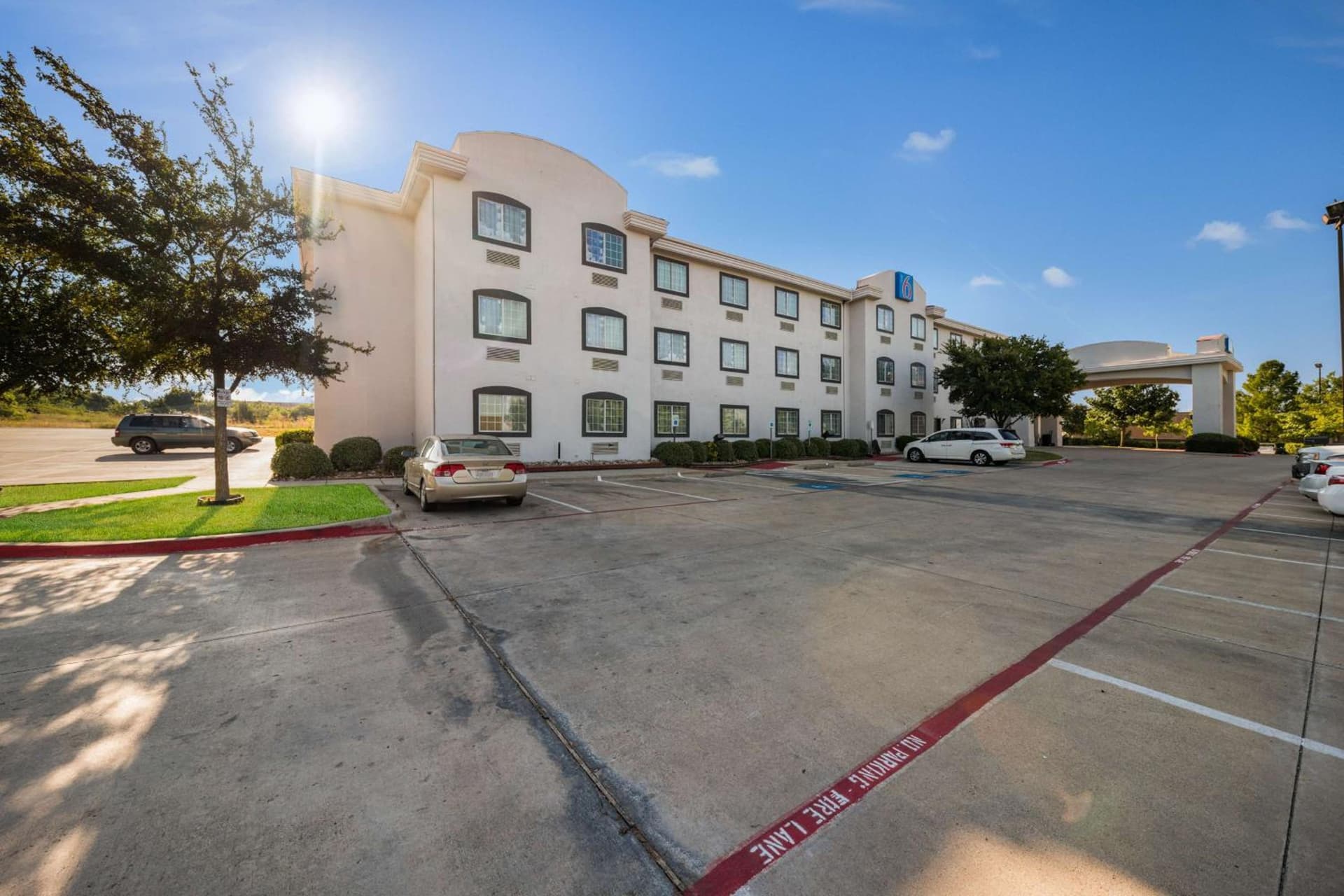 Motel 6-Decatur, TX featured exterior or lobby in Decatur, TX — similar hotel