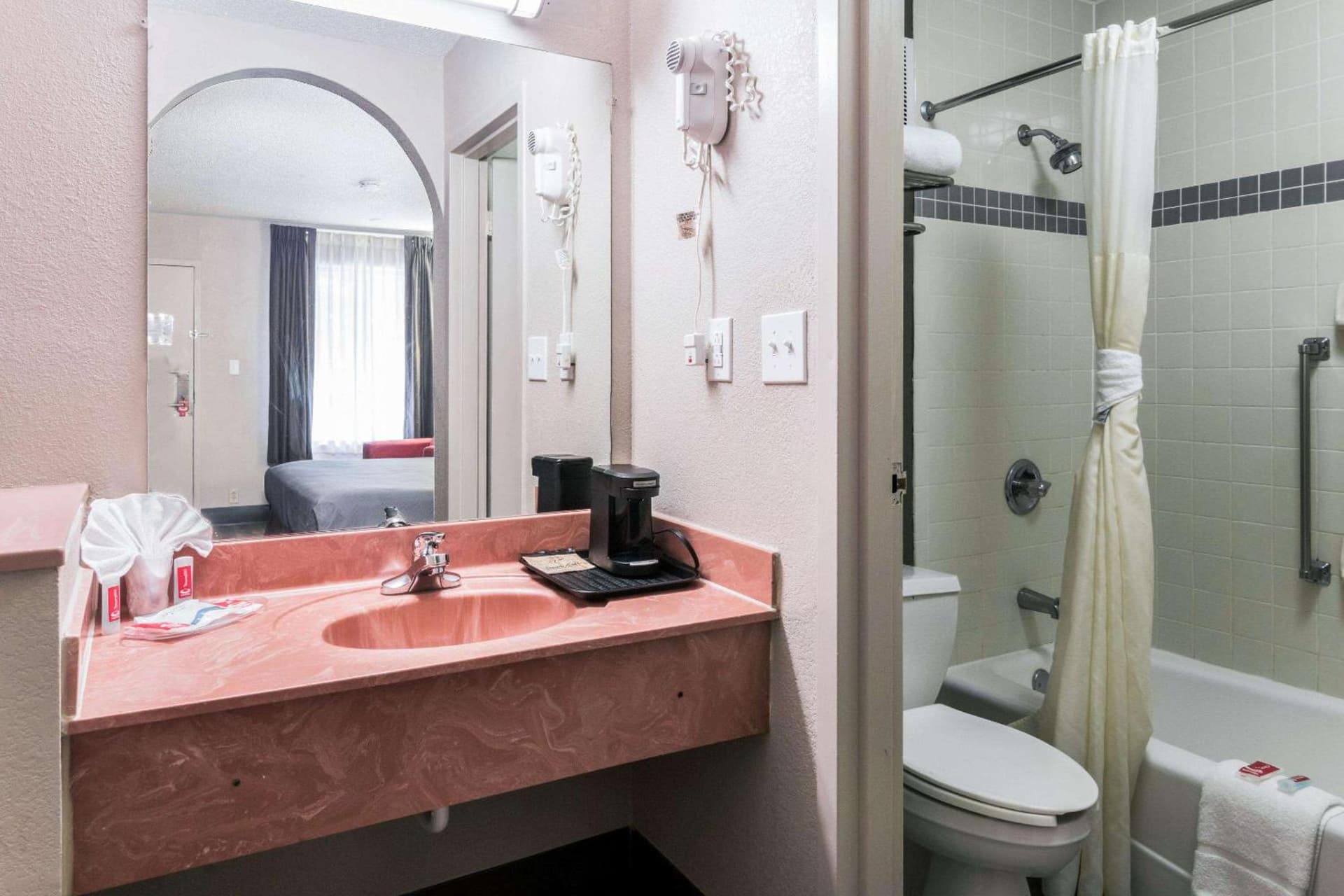 Econo Lodge Gainesville Downtown Area gallery photo in Gainesville, GA — image 26
