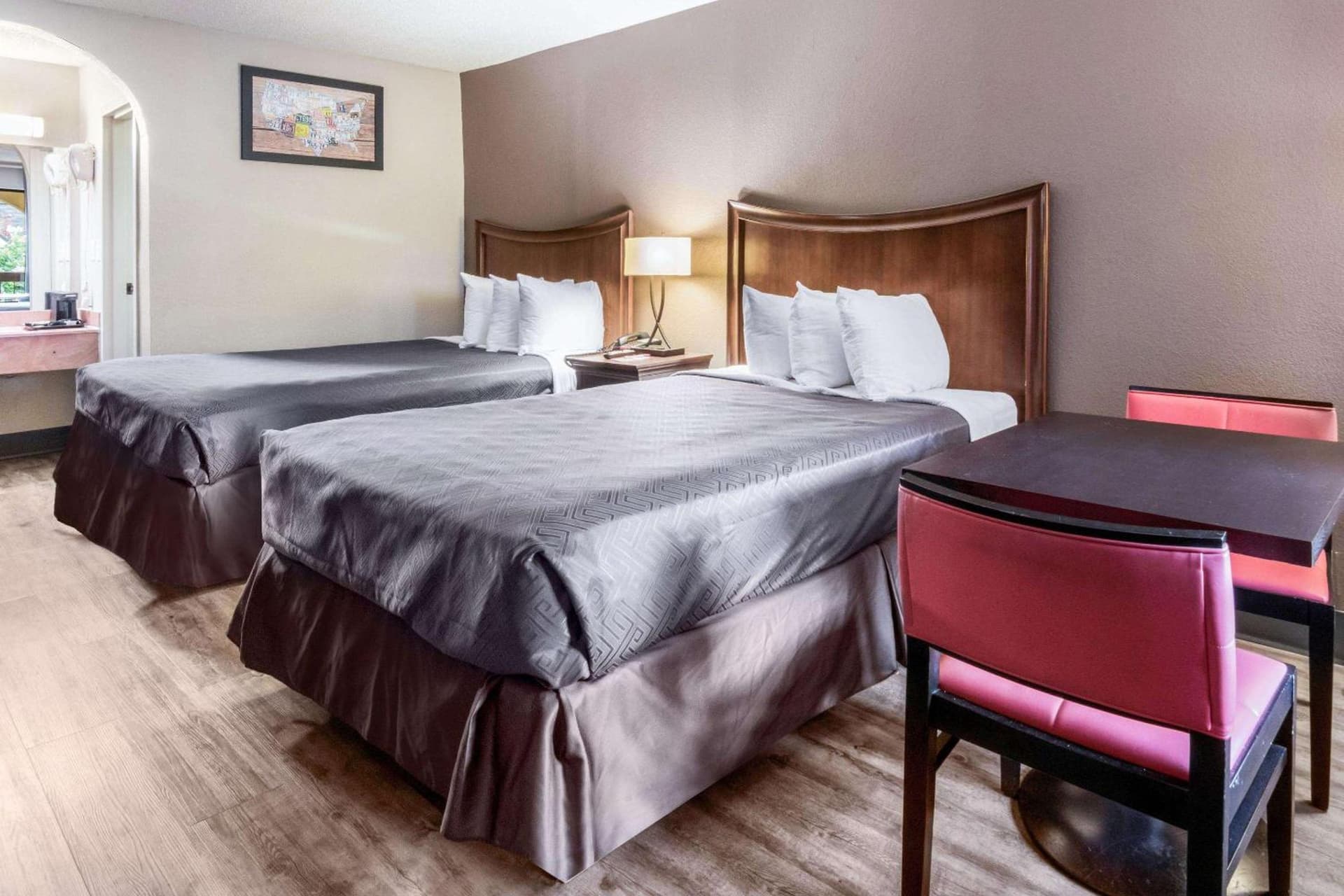 Econo Lodge Gainesville Downtown Area gallery photo in Gainesville, GA — image 35
