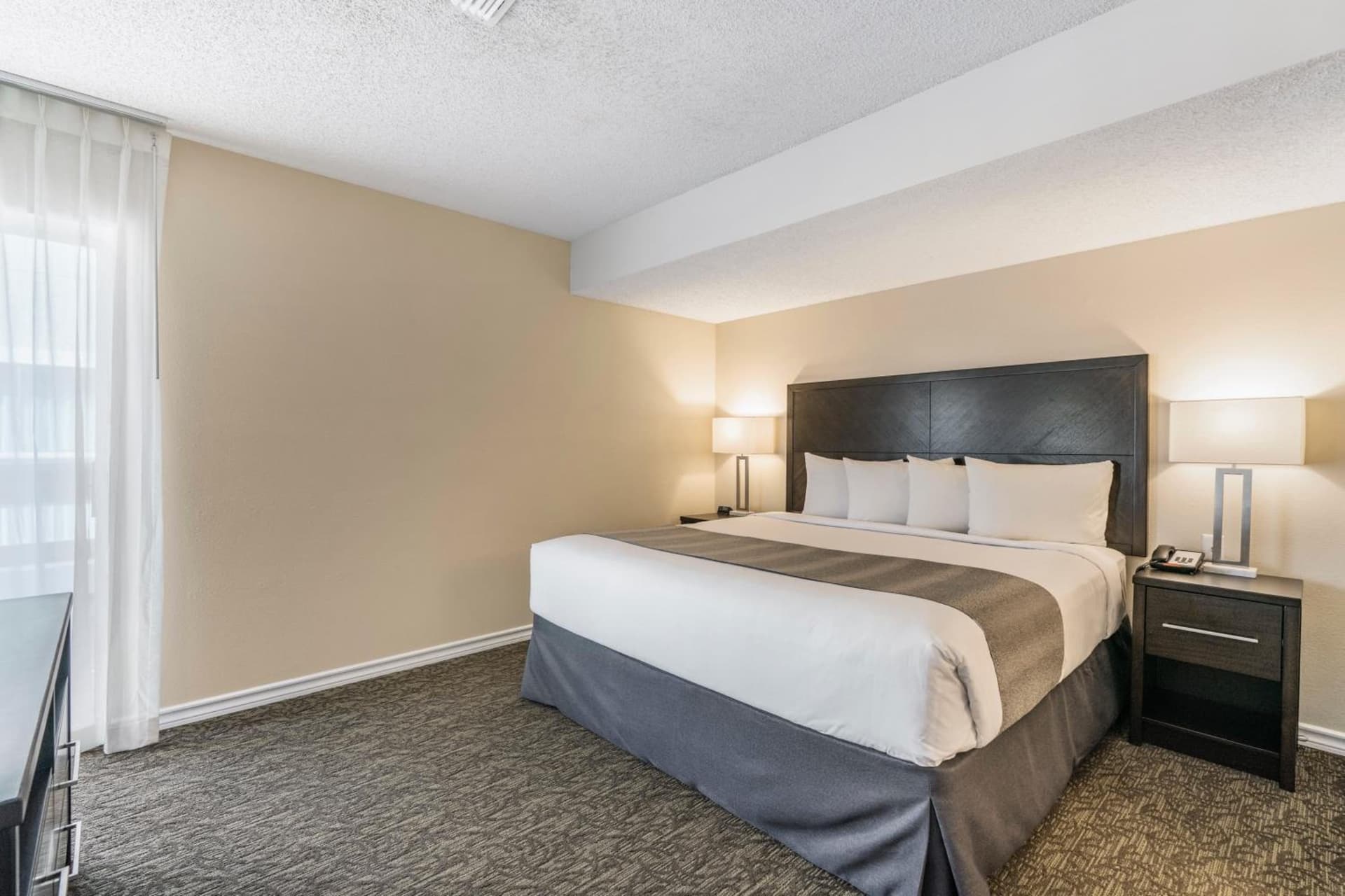 Chase Suite El Paso gallery photo in El Paso, TX — image 25