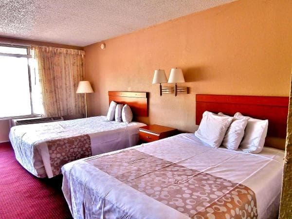 Americas Best Value Inn Alachua interior in Alachua, FL — gallery photo 2