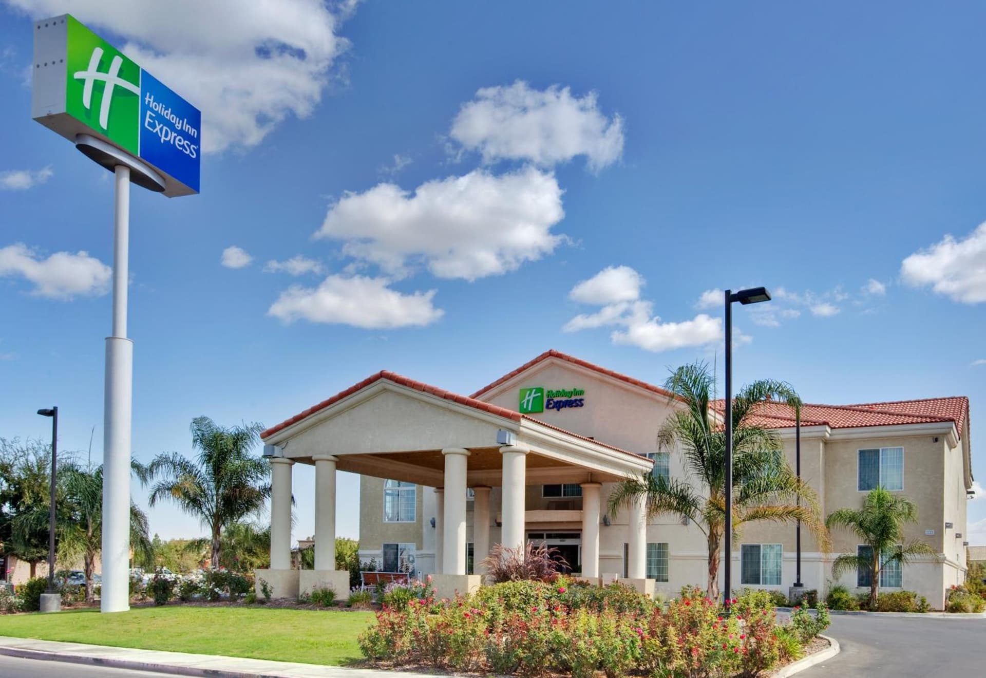 Holiday Inn Express Delano Highway 99 by IHG — hotel in Delano, California