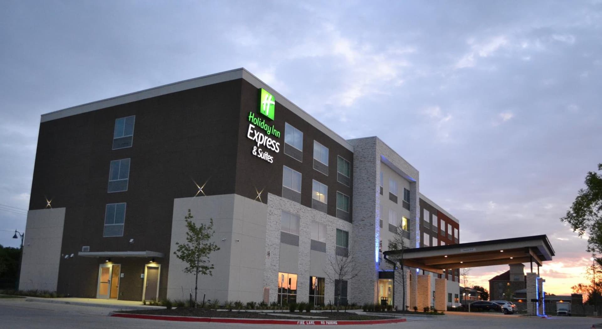 Holiday Inn Express & Suites McKinney - Frisco East by IHG featured exterior or lobby in McKinney, TX — similar hotel