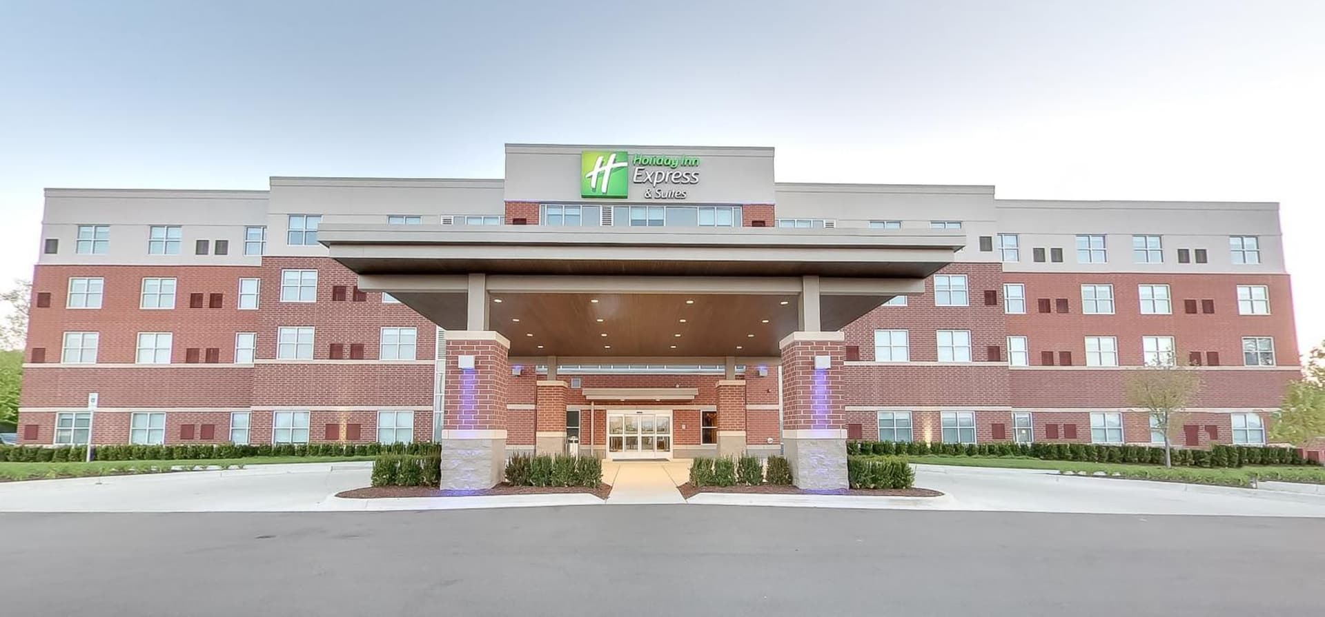 Holiday Inn Express & Suites Plymouth - Ann Arbor Area by IHG featured exterior or lobby in Plymouth, MI — similar hotel