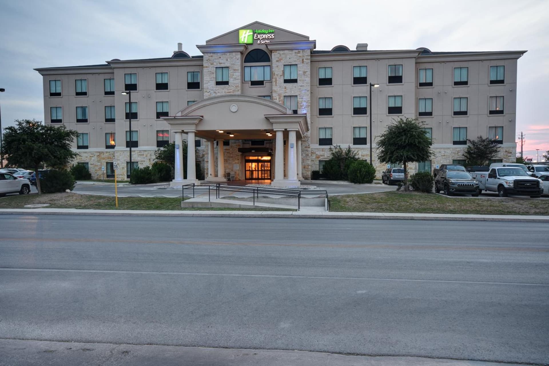 Holiday Inn Express & Suites Del Rio by IHG featured exterior or lobby in Del Rio, TX — similar hotel
