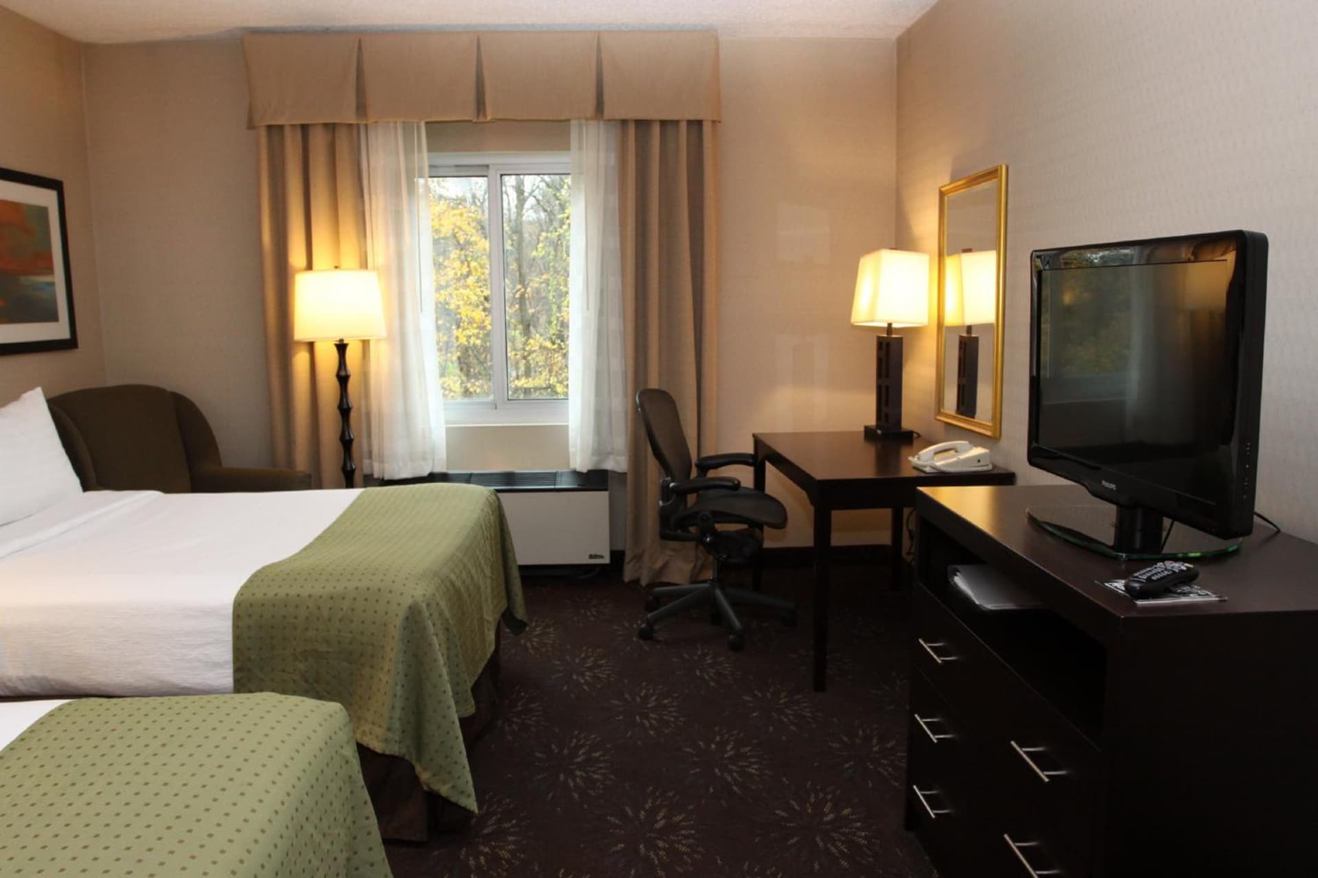 Holiday Inn Budd Lake - Rockaway Area by IHG property views in Budd Lake, NJ — gallery photo 3