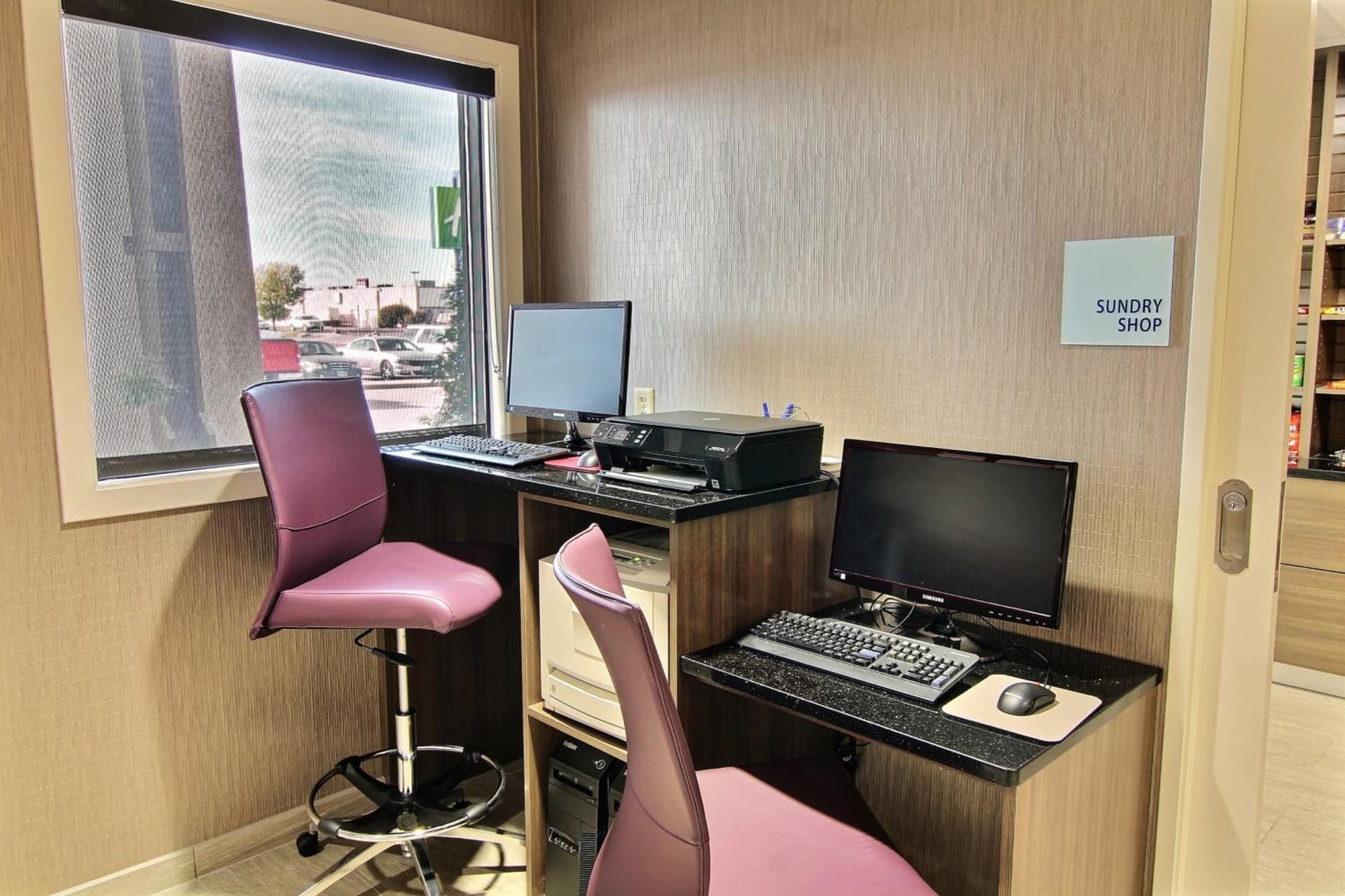 Holiday Inn Express Fargo - West Acres by IHG property views in Fargo, ND — gallery photo 3