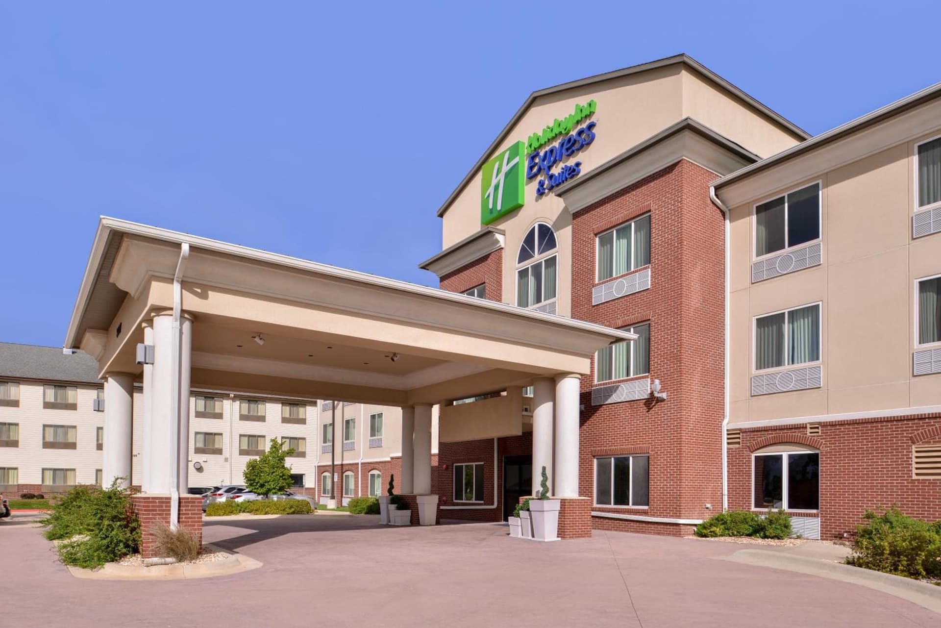 Holiday Inn Express & Suites Emporia Northwest by IHG — hotel in Emporia, Kansas