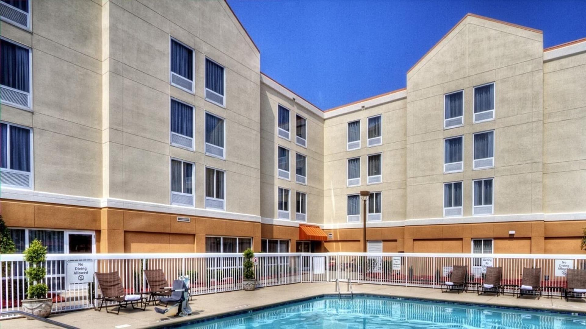 Holiday Inn Express Greenville by IHG gallery photo in Greenville, NC — image 14