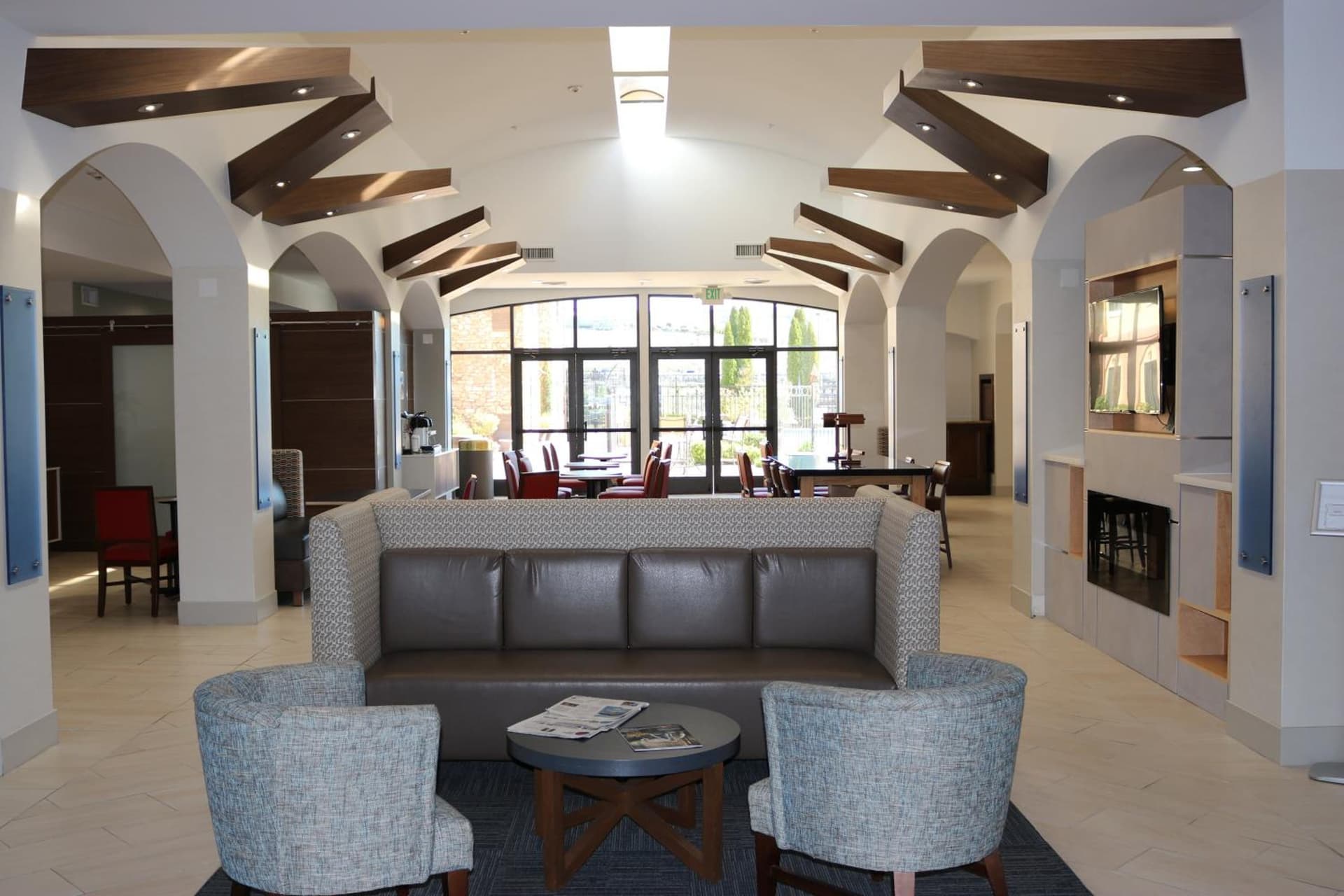 Holiday Inn Express Hotel & Suites El Dorado Hills by IHG gallery photo in El Dorado Hills, CA — image 59