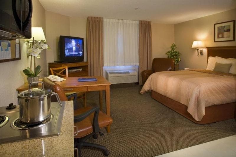 Candlewood Suites Fredericksburg by IHG gallery photo in Fredericksburg, VA — image 9