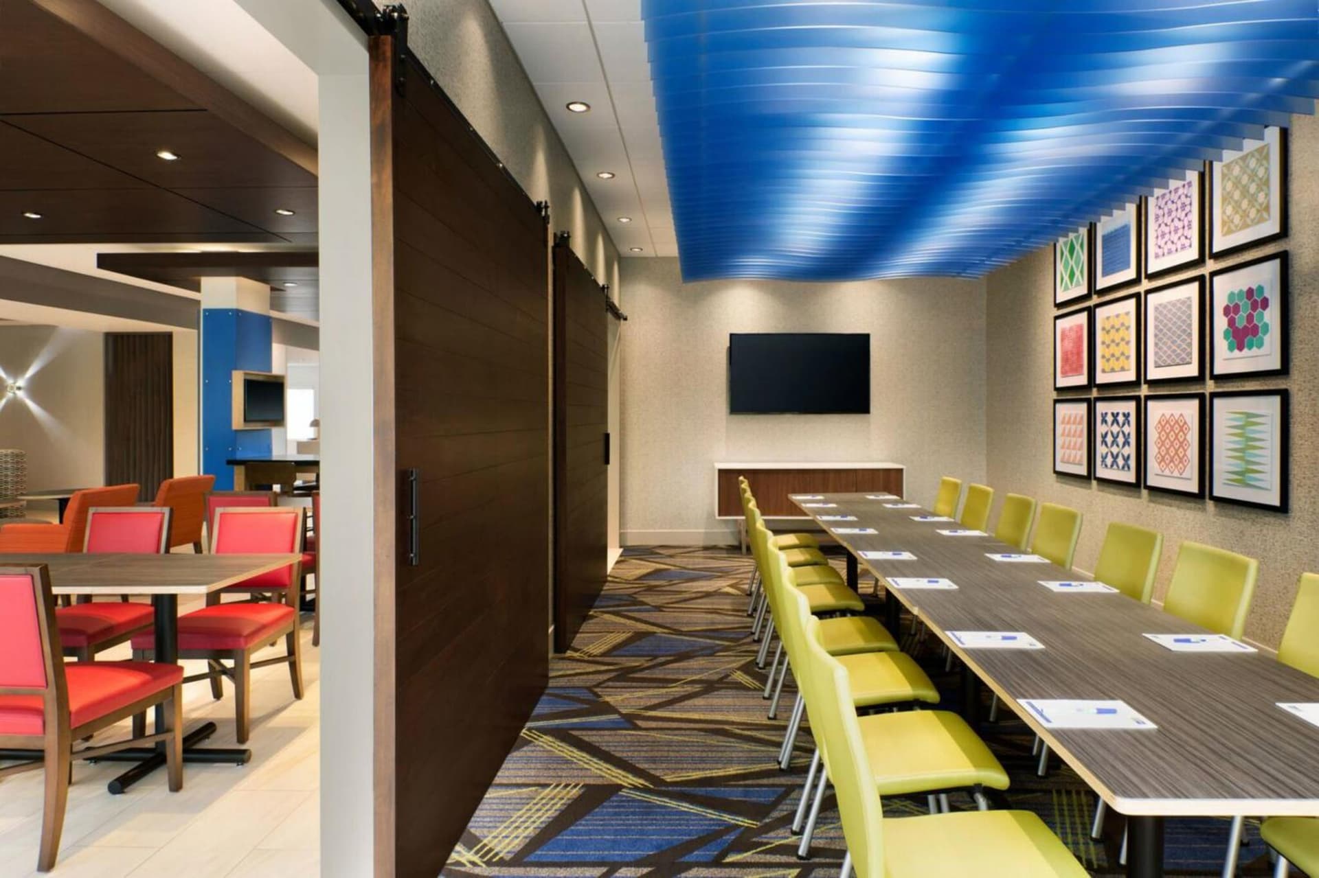 Holiday Inn Express & Suites - Fort Wayne North by IHG gallery photo in Sunnybrook Acres, IN — image 22