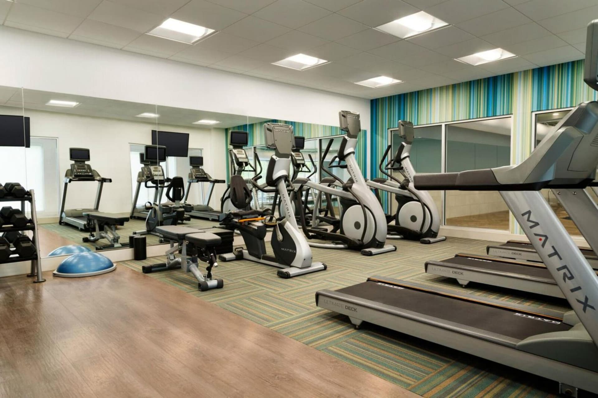 Holiday Inn Express & Suites - Fort Wayne North by IHG gallery photo in Sunnybrook Acres, IN — image 28