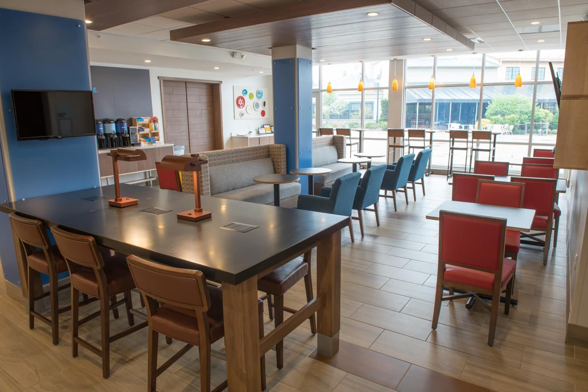 Holiday Inn Express & Suites - Fort Wayne North by IHG gallery photo in Sunnybrook Acres, IN — image 29