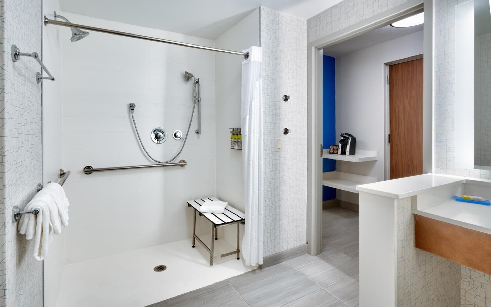 Holiday Inn Express & Suites - Gainesville I-75 by IHG gallery photo in Gainesville, FL — image 8