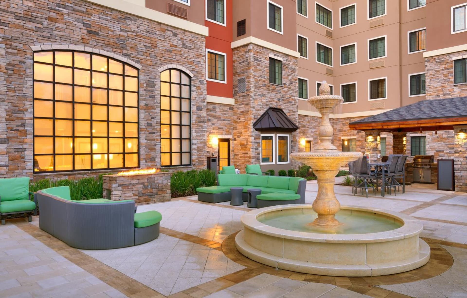 Holiday Inn Express & Suites - Gainesville I-75 by IHG interior in Gainesville, FL — gallery photo 2