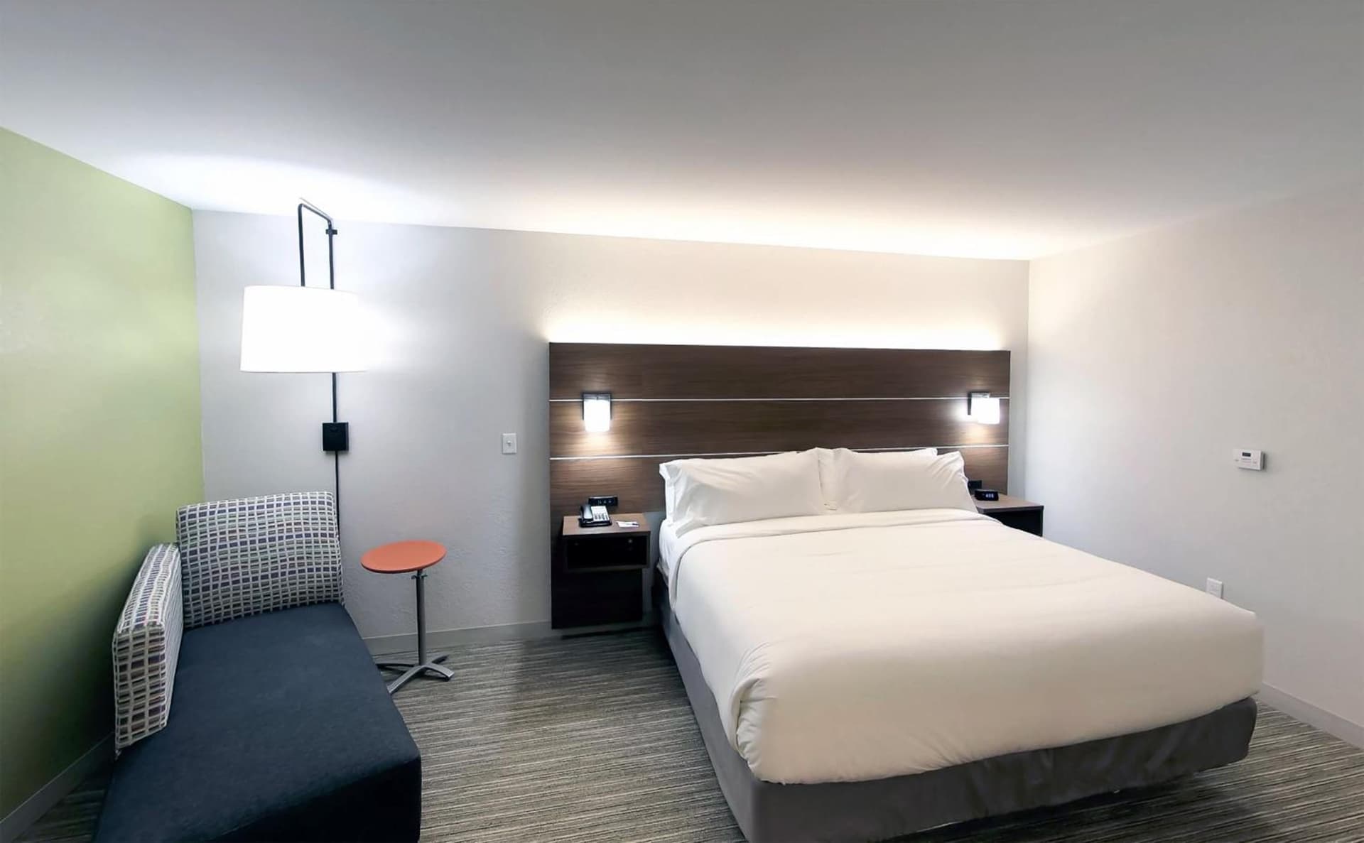 Holiday Inn Express & Suites - Detroit Northwest - Livonia by IHG gallery photo in Livonia, MI — image 23