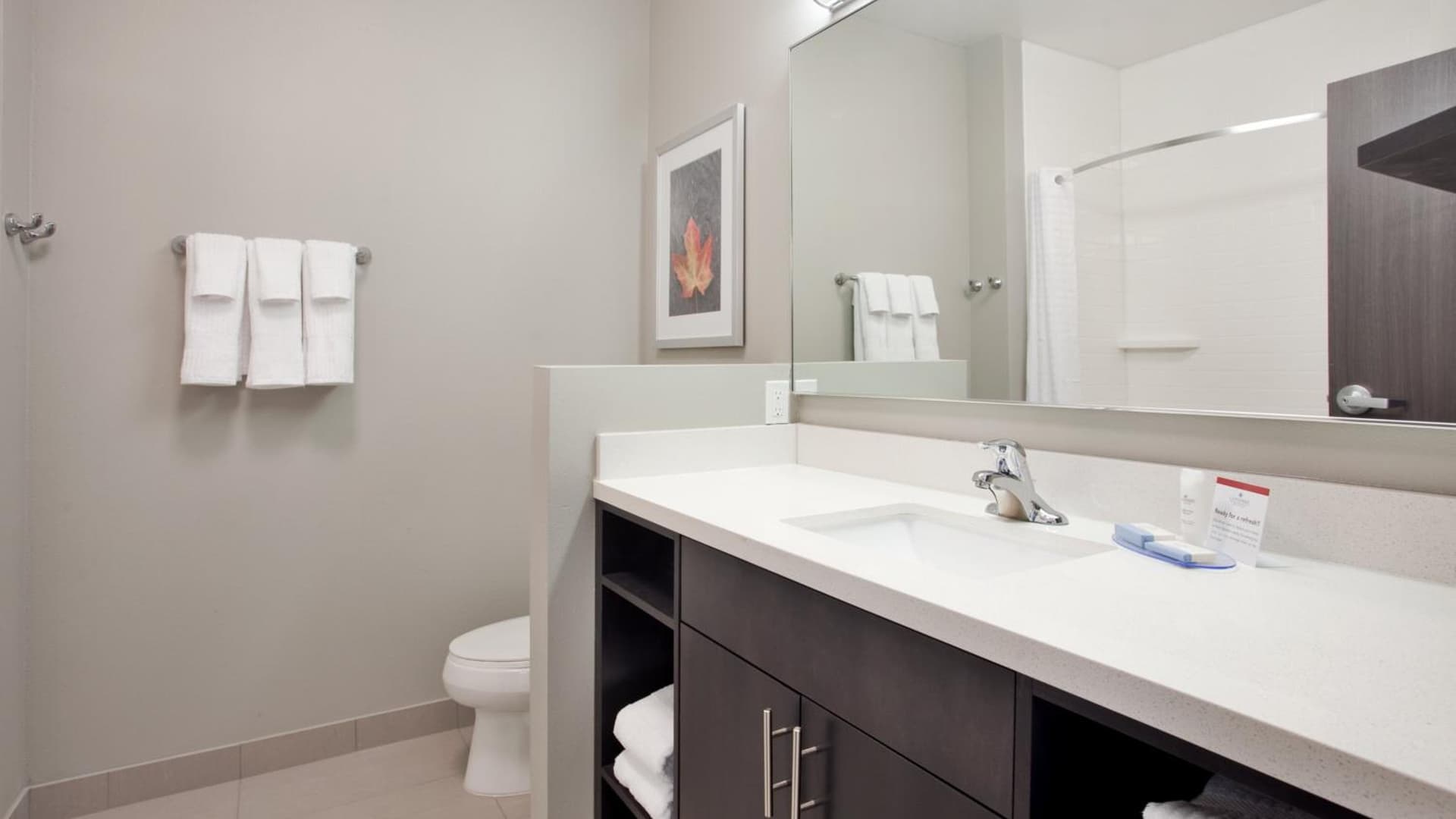 Candlewood Suites Kearney by IHG interior in Kearney, NE — gallery photo 2