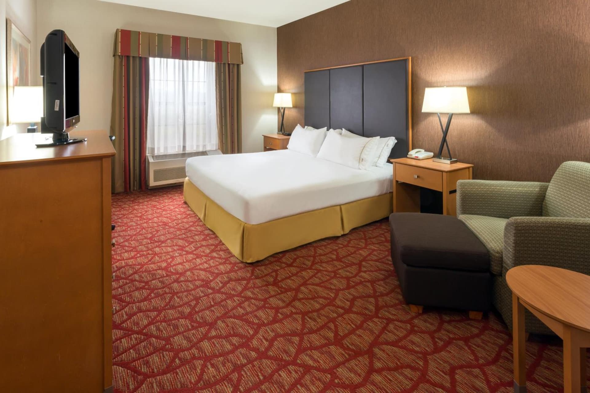 Holiday Inn Express Grants Pass by IHG gallery photo in Grants Pass, OR — image 25