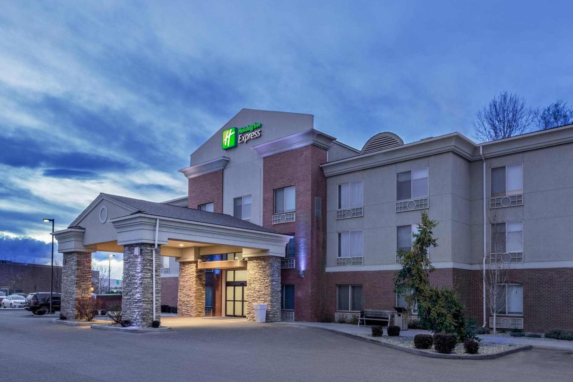 Holiday Inn Express Ellensburg by IHG featured exterior or lobby in Ellensburg, WA — similar hotel