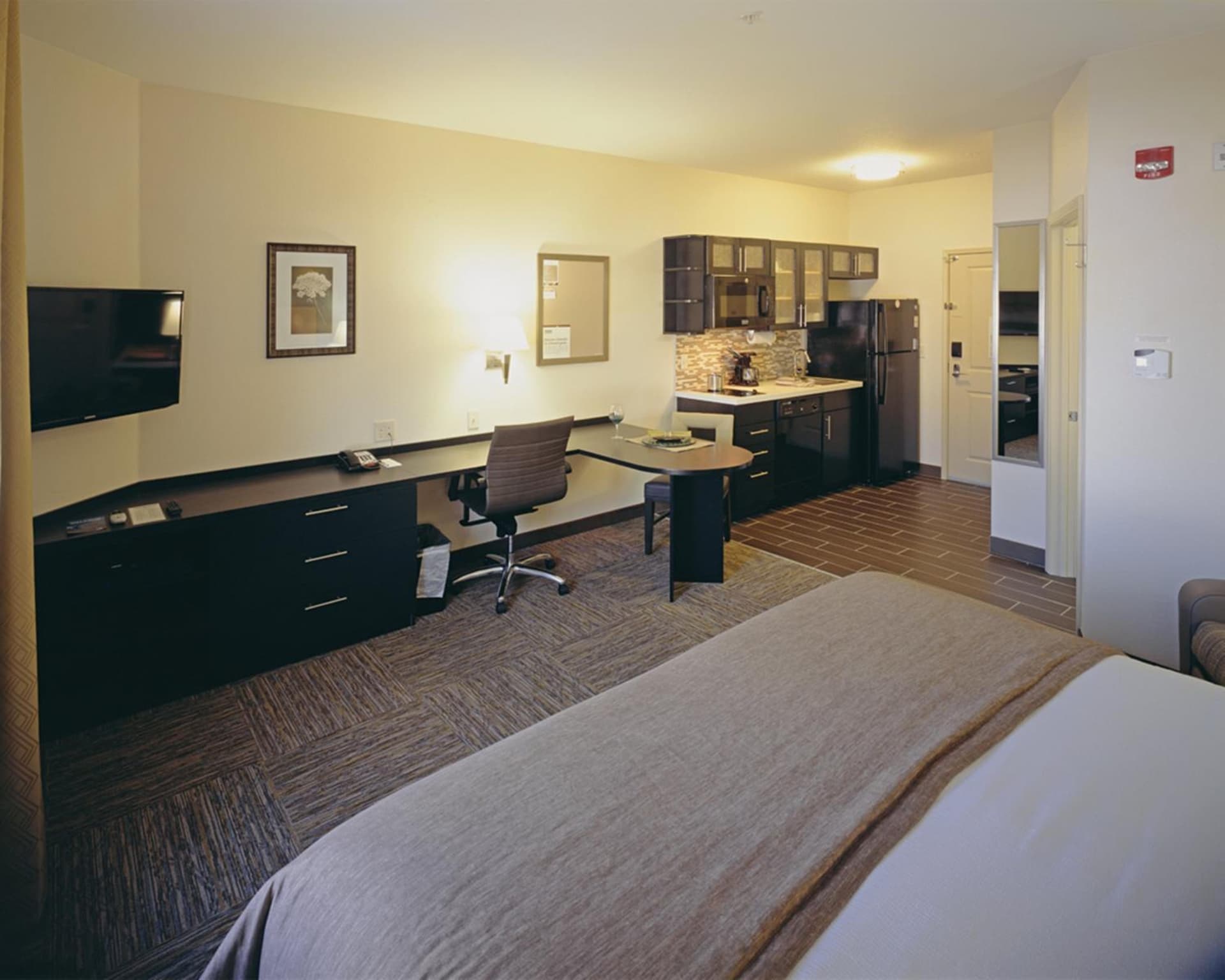 Candlewood Suites Fort Collins by IHG gallery photo in Fort Collins, CO — image 12