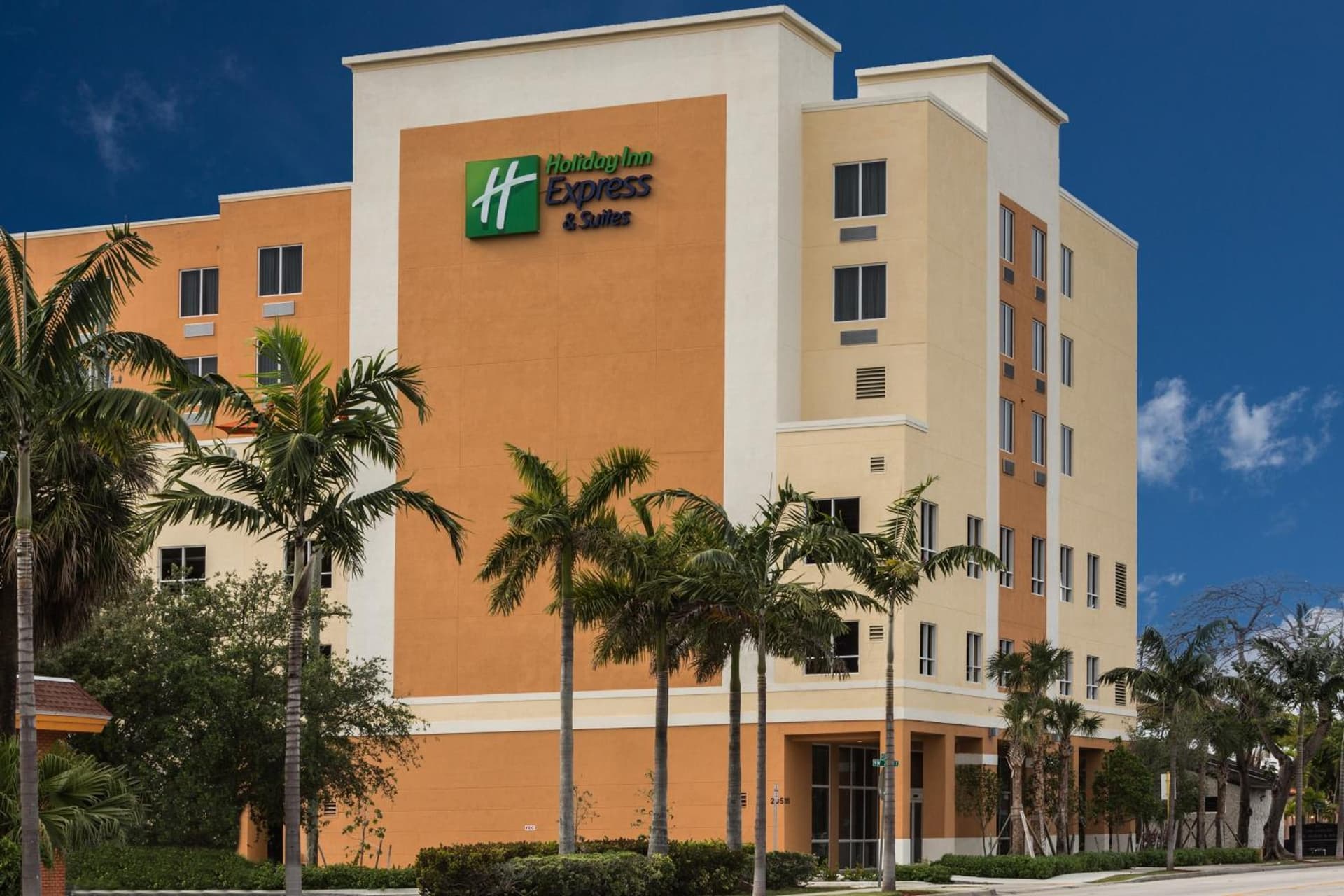 Holiday Inn Express Fort Lauderdale Airport South by IHG exterior or lobby in Dania Beach, FL — main listing photo