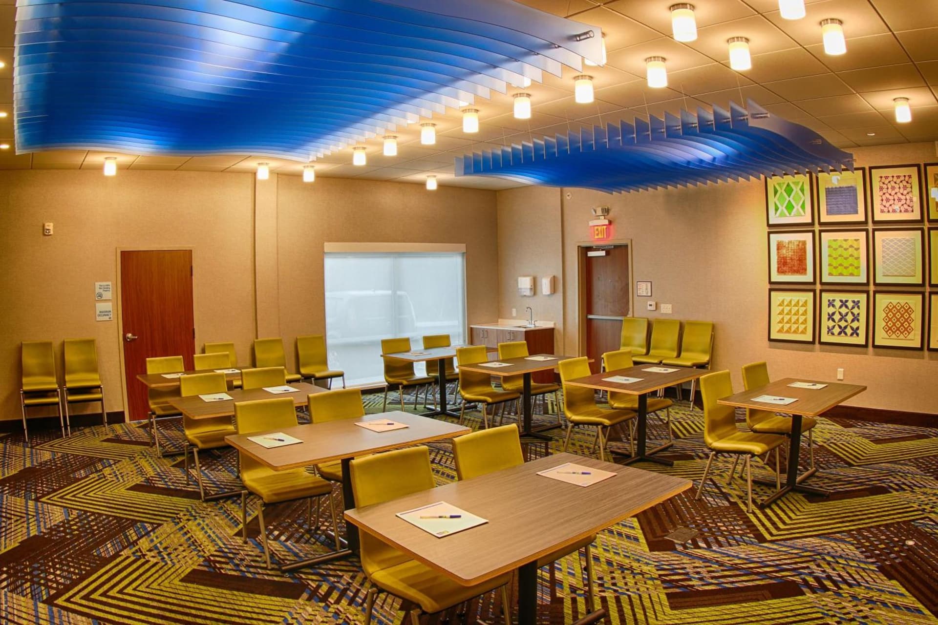 Holiday Inn Express & Suites - Detroit Northwest - Livonia by IHG gallery photo in Livonia, MI — image 16