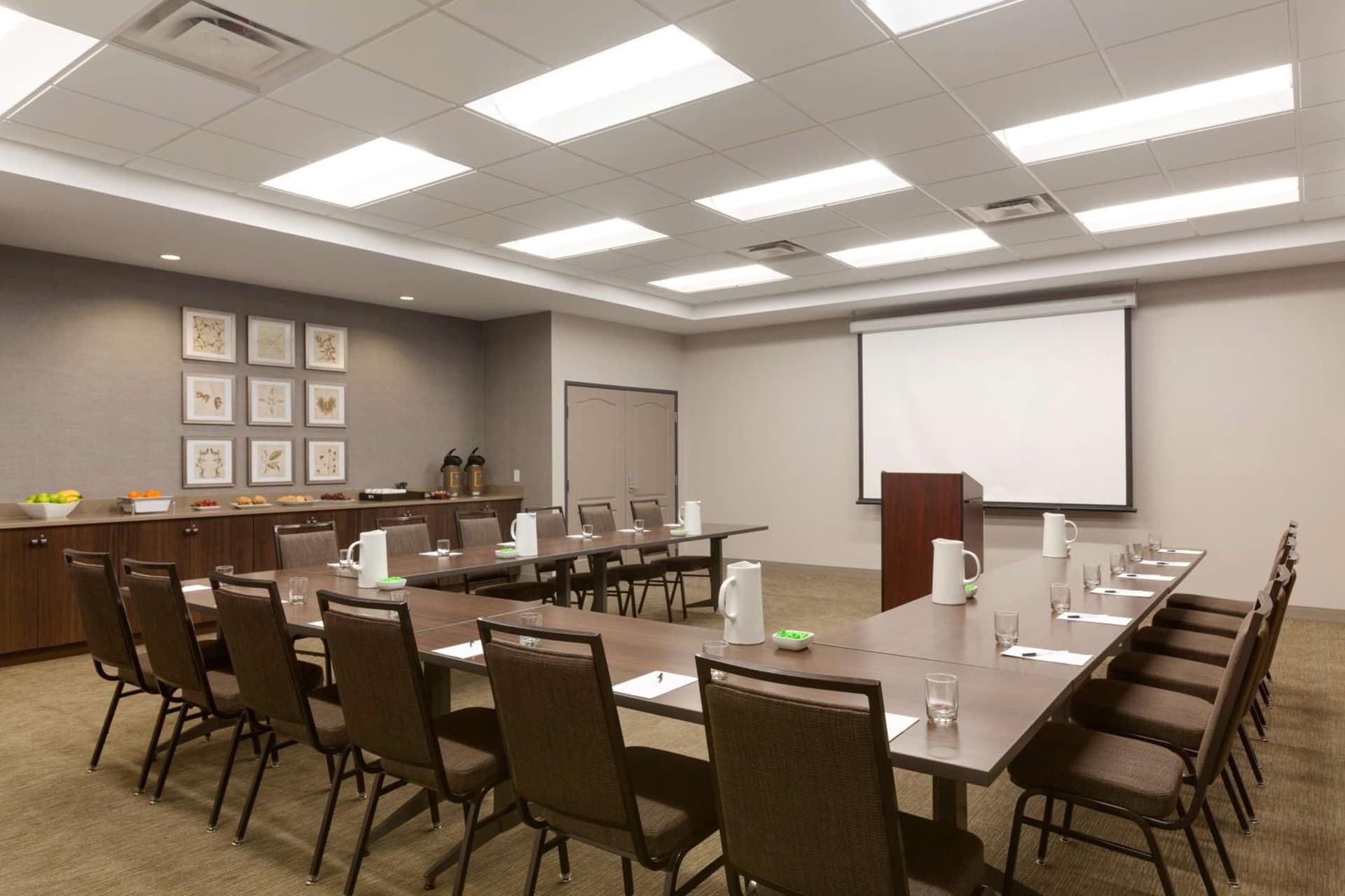 Country Inn & Suites by Radisson, Bloomington at Mall of America, MN gallery photo in Bloomington, MN — image 16