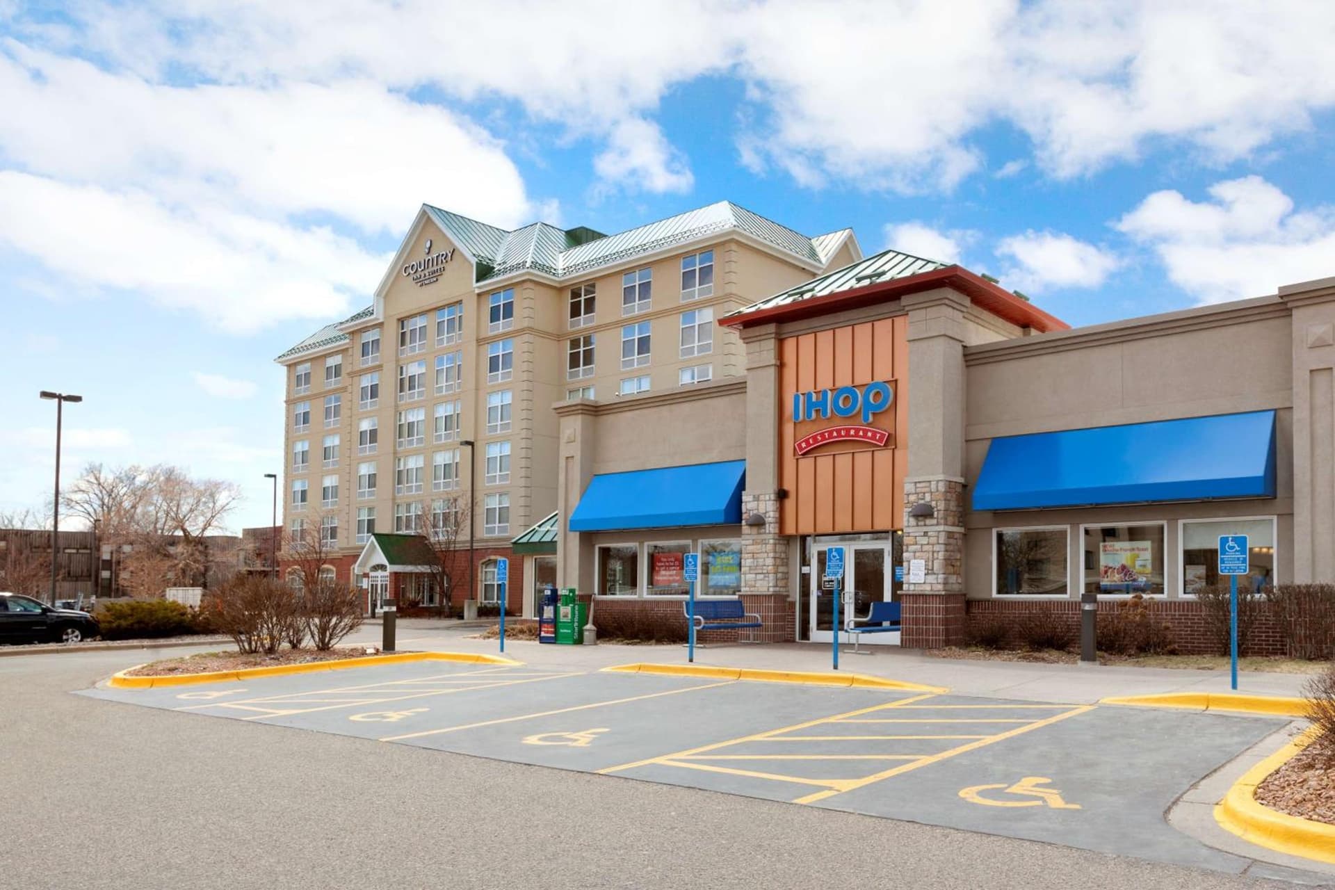 Country Inn & Suites by Radisson, Bloomington at Mall of America, MN gallery photo in Bloomington, MN — image 49