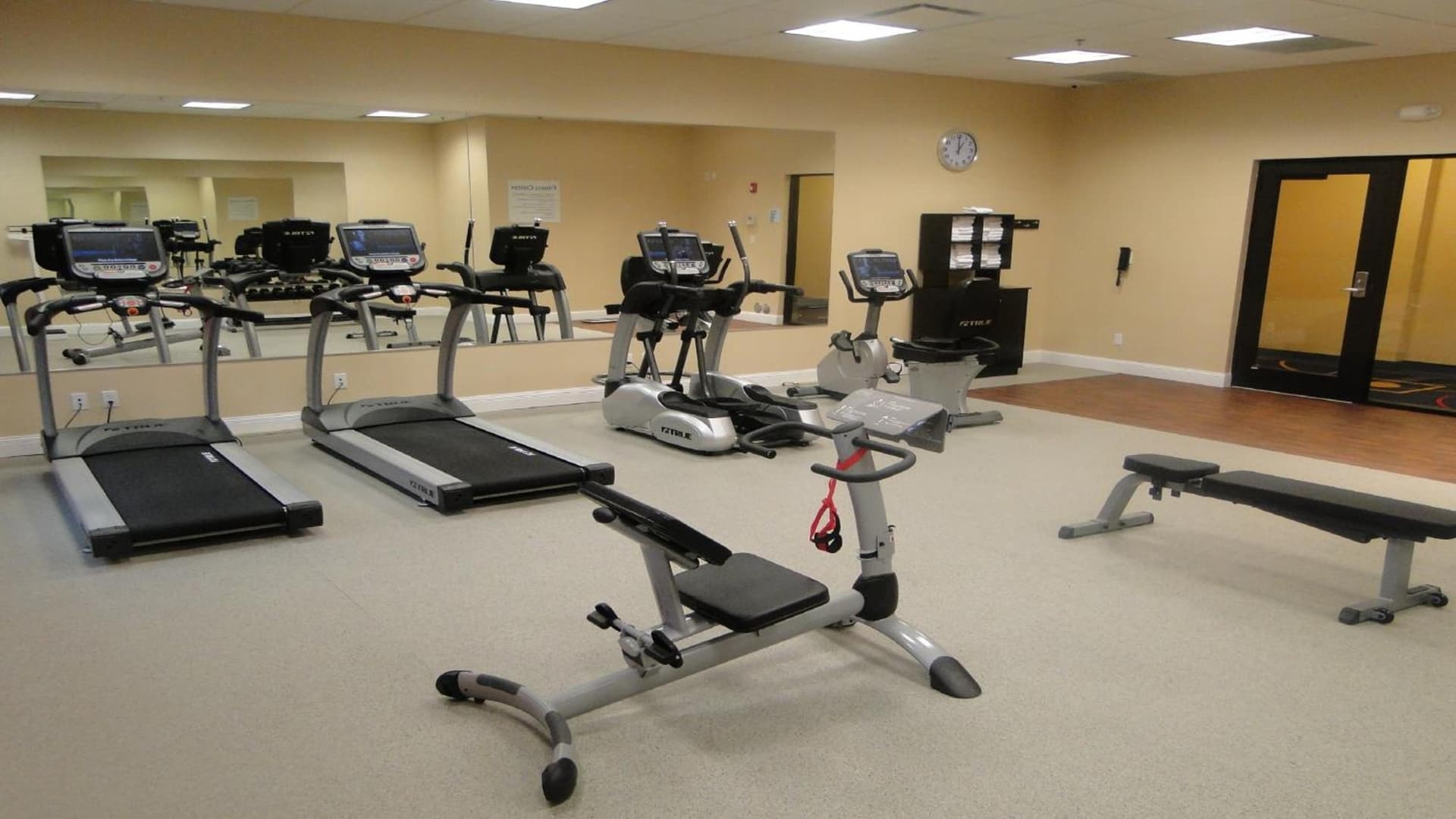 Holiday Inn Express Hotel & Suites Columbia Univ Area-Hwy 63 by IHG gallery photo in Columbia, MO — image 15