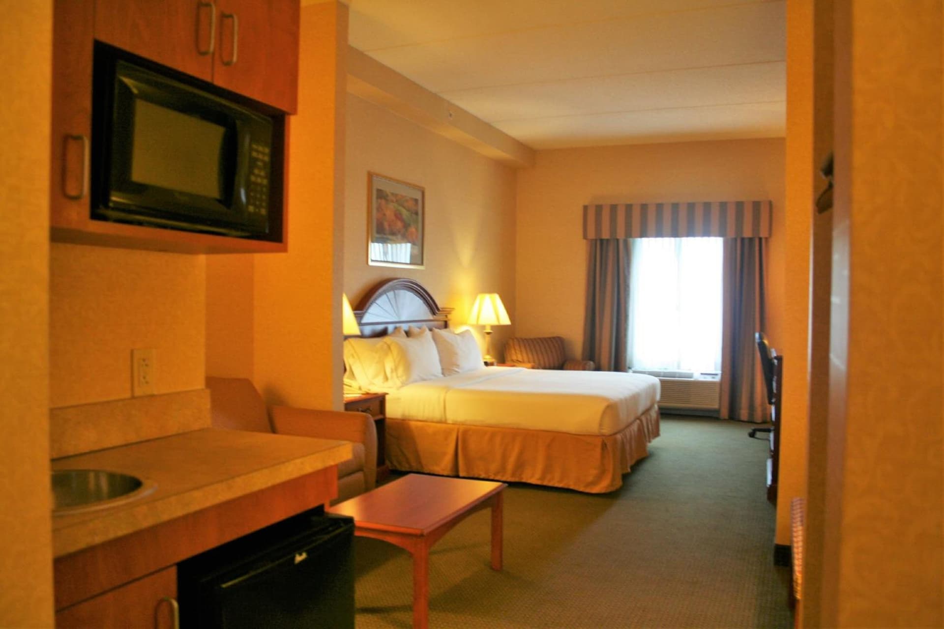 Holiday Inn Express Hotel & Suites Drums-Hazelton by IHG gallery photo in Drums, PA — image 6