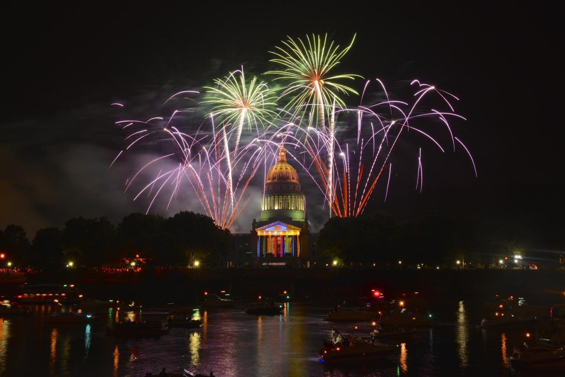 Holiday Inn Express Charleston-Civic Center by IHG gallery photo in Charleston, WV — image 27