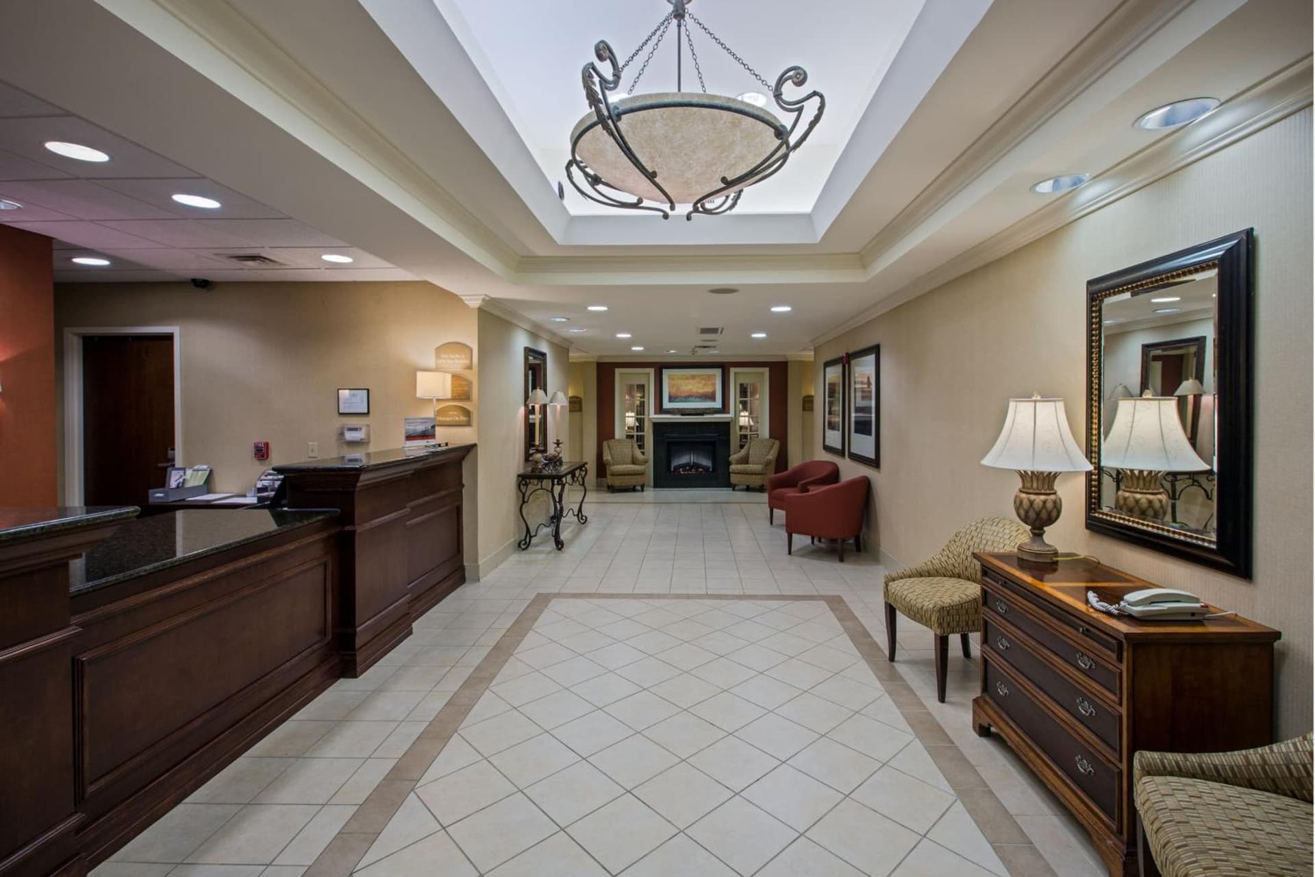 Holiday Inn Express Hotel & Suites Jackson - Flowood by IHG interior in Flowood, MS — gallery photo 2