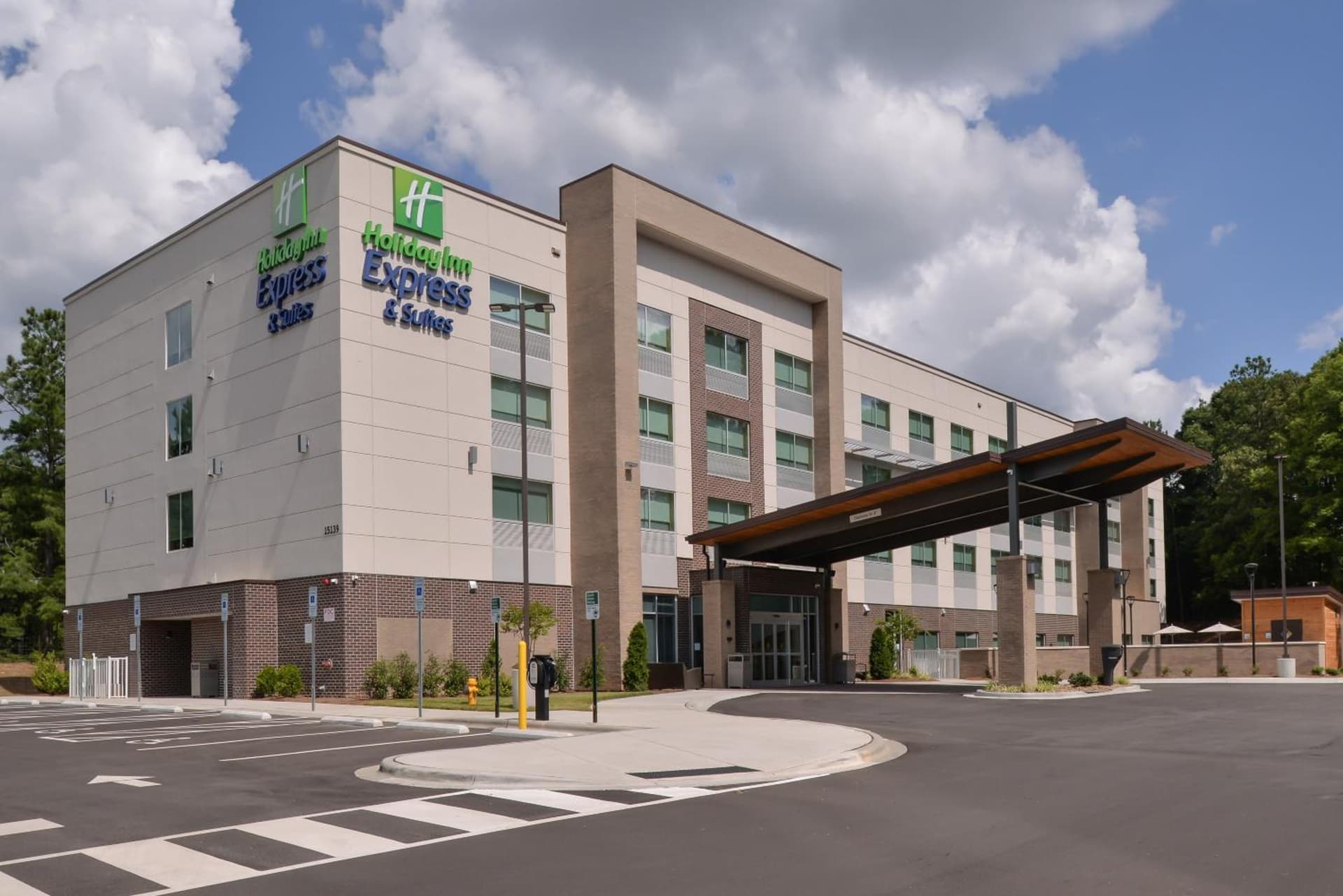 Holiday Inn Express & Suites Charlotte - Ballantyne by IHG featured exterior or lobby in Charlotte, NC — similar hotel