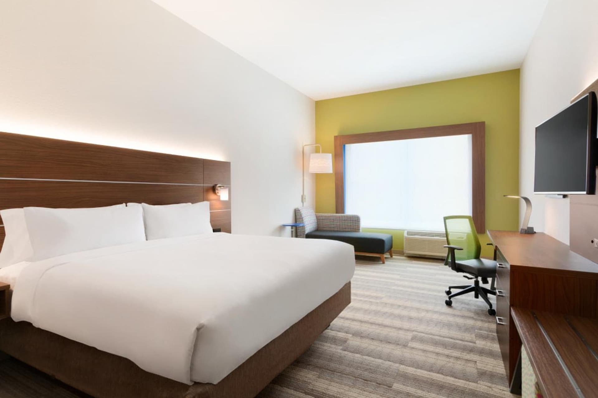 Holiday Inn Express & Suites - Cincinnati NE - Red Bank Road by IHG gallery photo in Cincinnati, OH — image 18