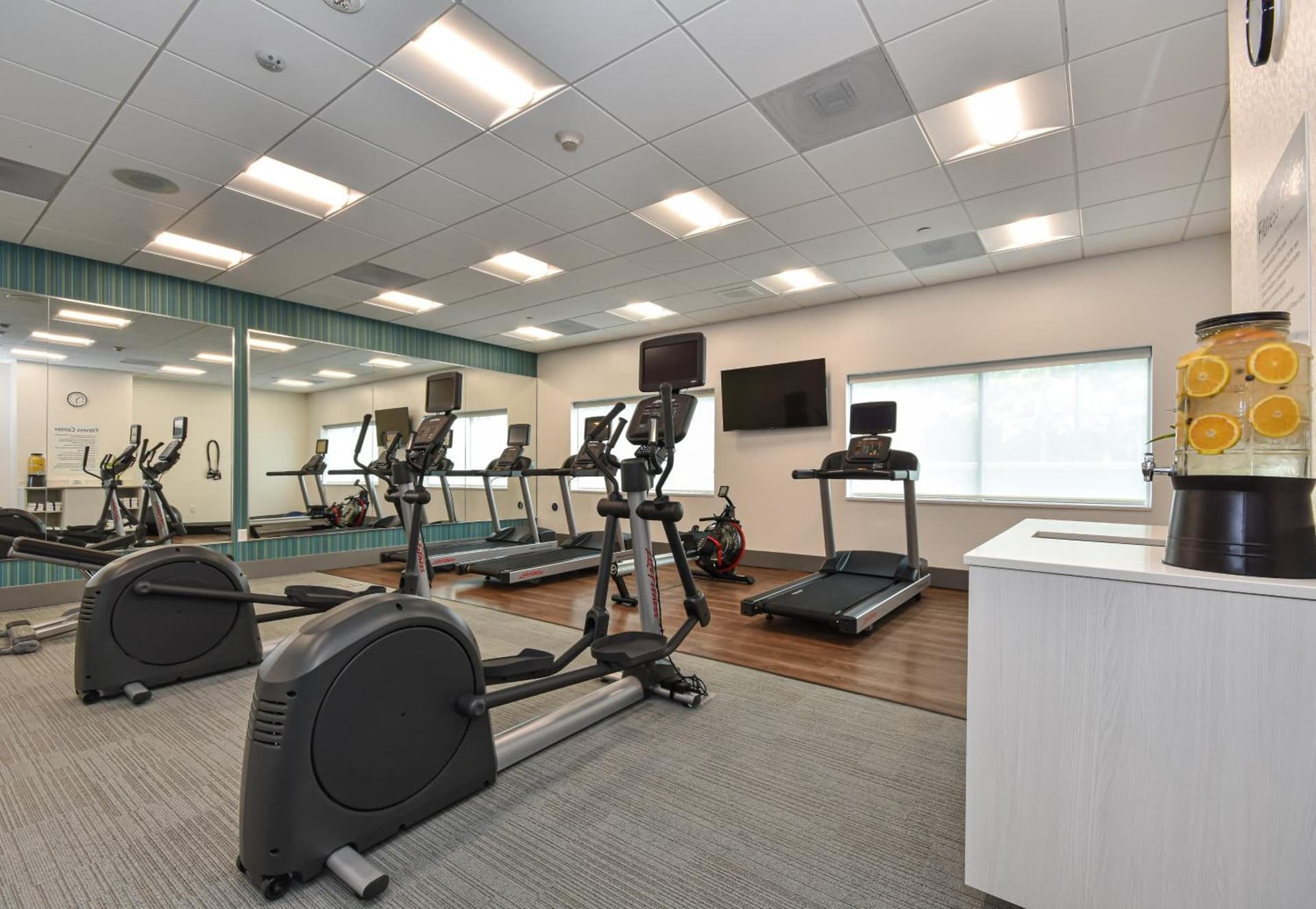 Holiday Inn Express & Suites Charlotte - Ballantyne by IHG gallery photo in Charlotte, NC — image 10