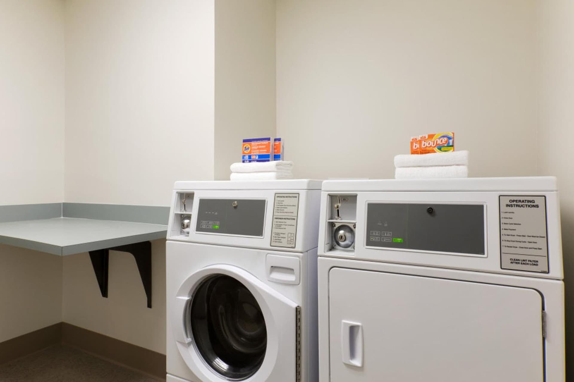 Holiday Inn Express & Suites - Cincinnati NE - Red Bank Road by IHG gallery photo in Cincinnati, OH — image 7