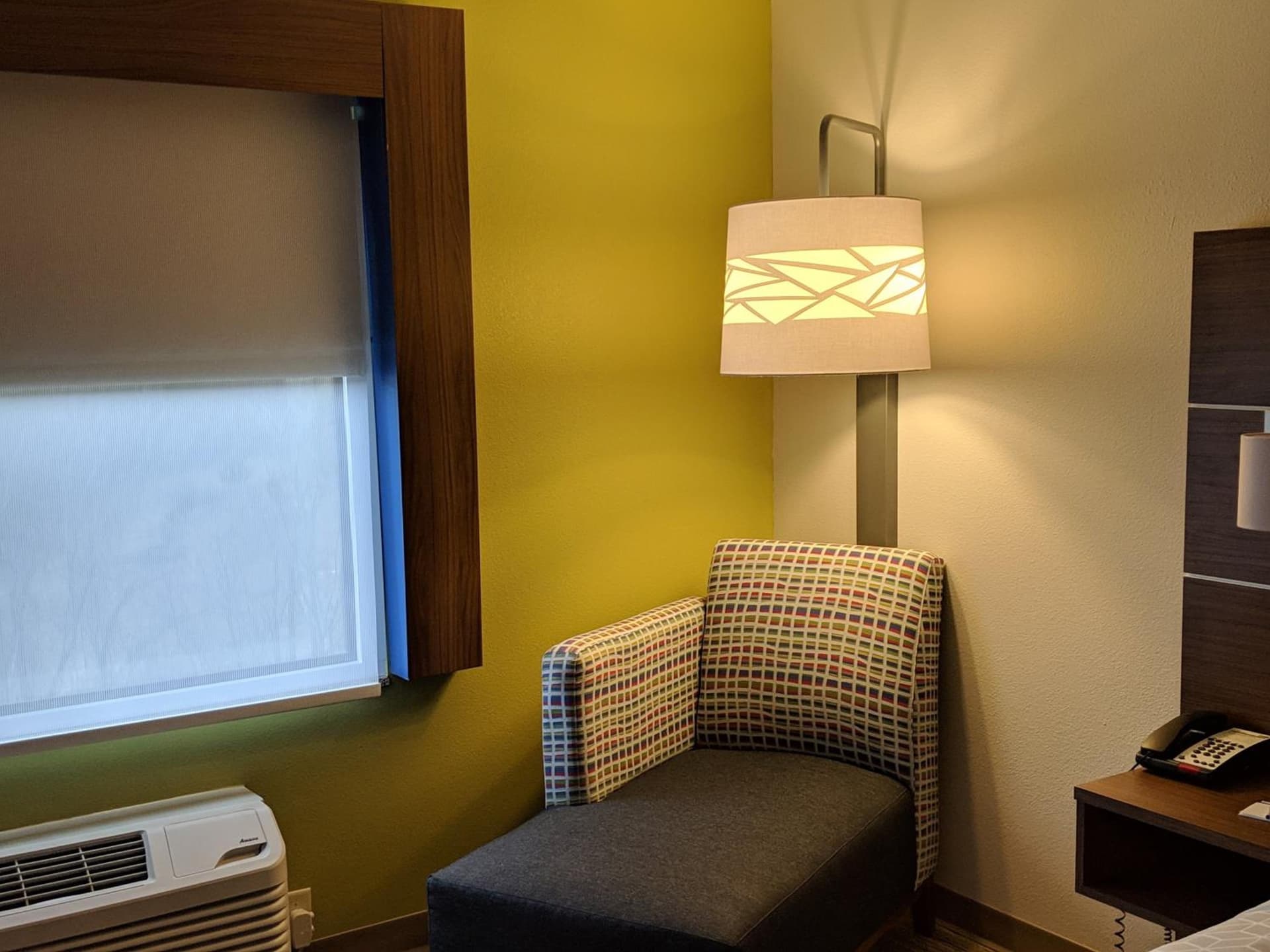 Holiday Inn Express Hotel & Suites Claypool Hill -Richlands Area by IHG property views in Pounding Mill, VA — gallery photo 3