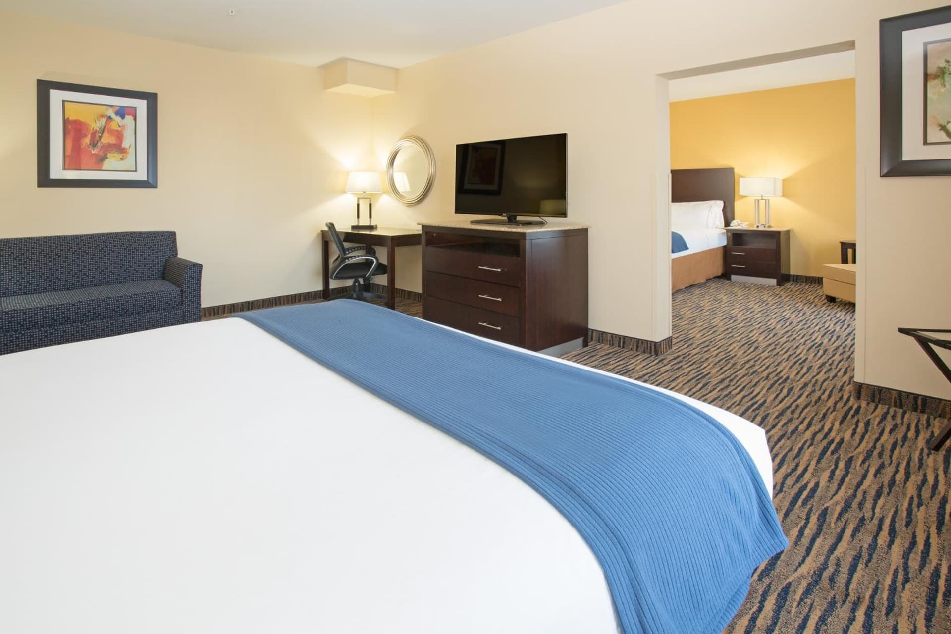 Holiday Inn Express & Suites Denver North - Thornton by IHG interior in Thornton, CO — gallery photo 2