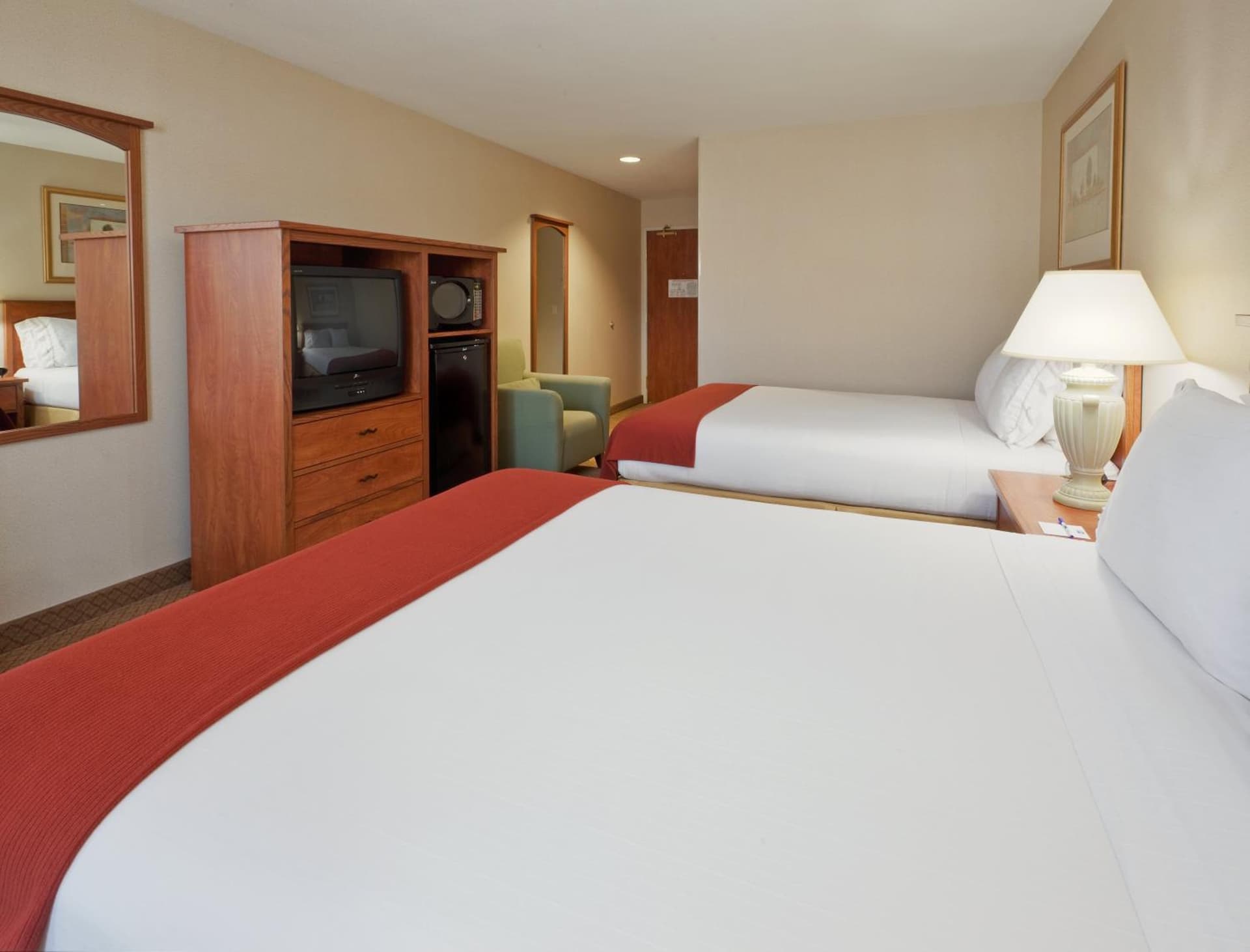 Holiday Inn Express Hotel & Suites Carson City by IHG interior in Carson City, NV — gallery photo 2