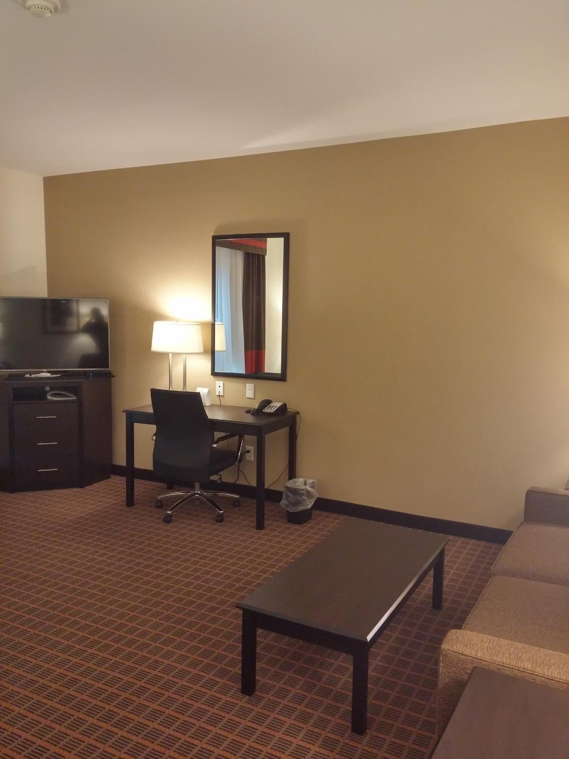 Holiday Inn Express & Suites Golden by IHG interior in Golden, CO — gallery photo 2