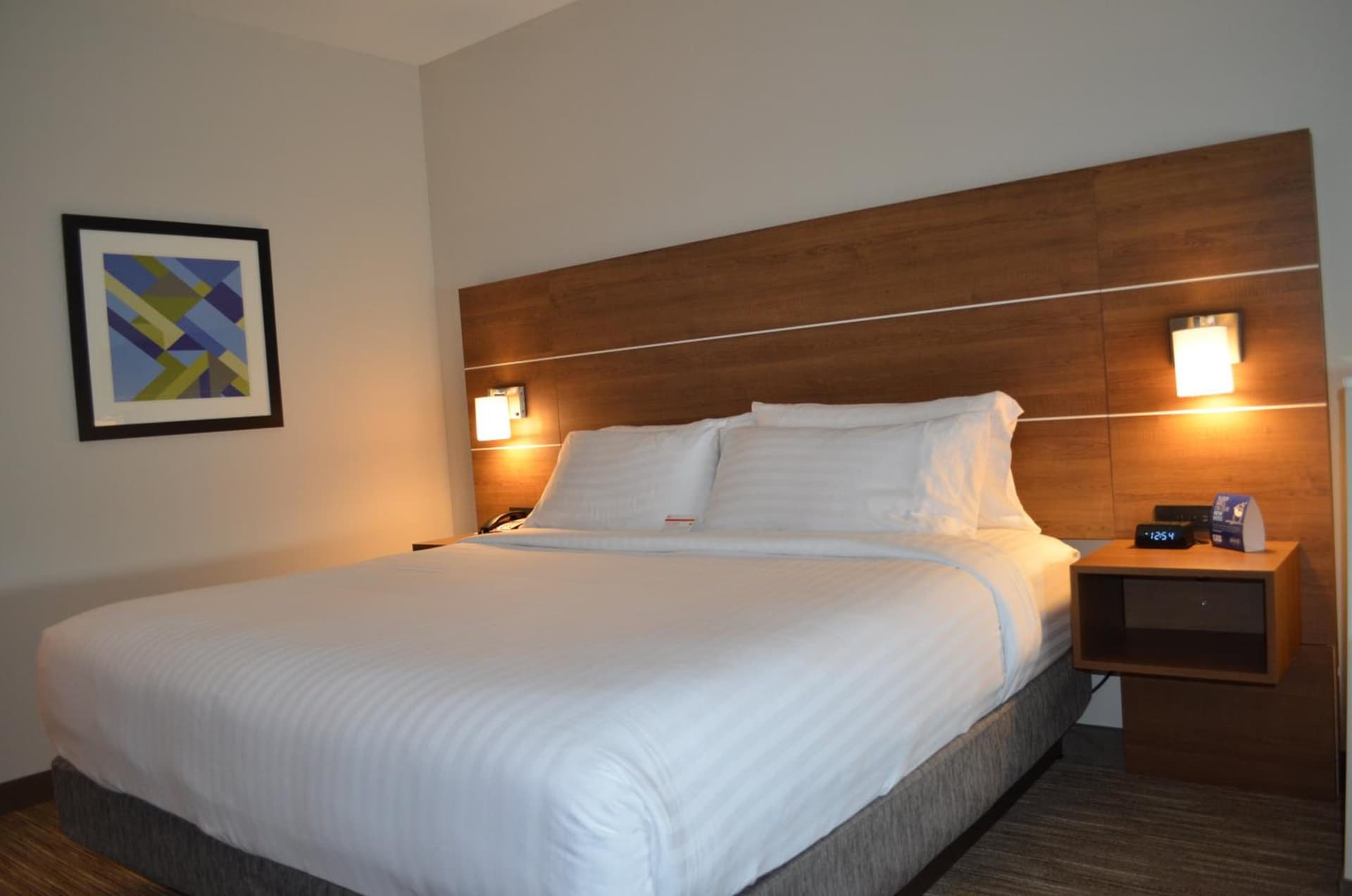 Holiday Inn Express & Suites - Charlotte NE - University Area by IHG gallery photo in Charlotte, NC — image 23